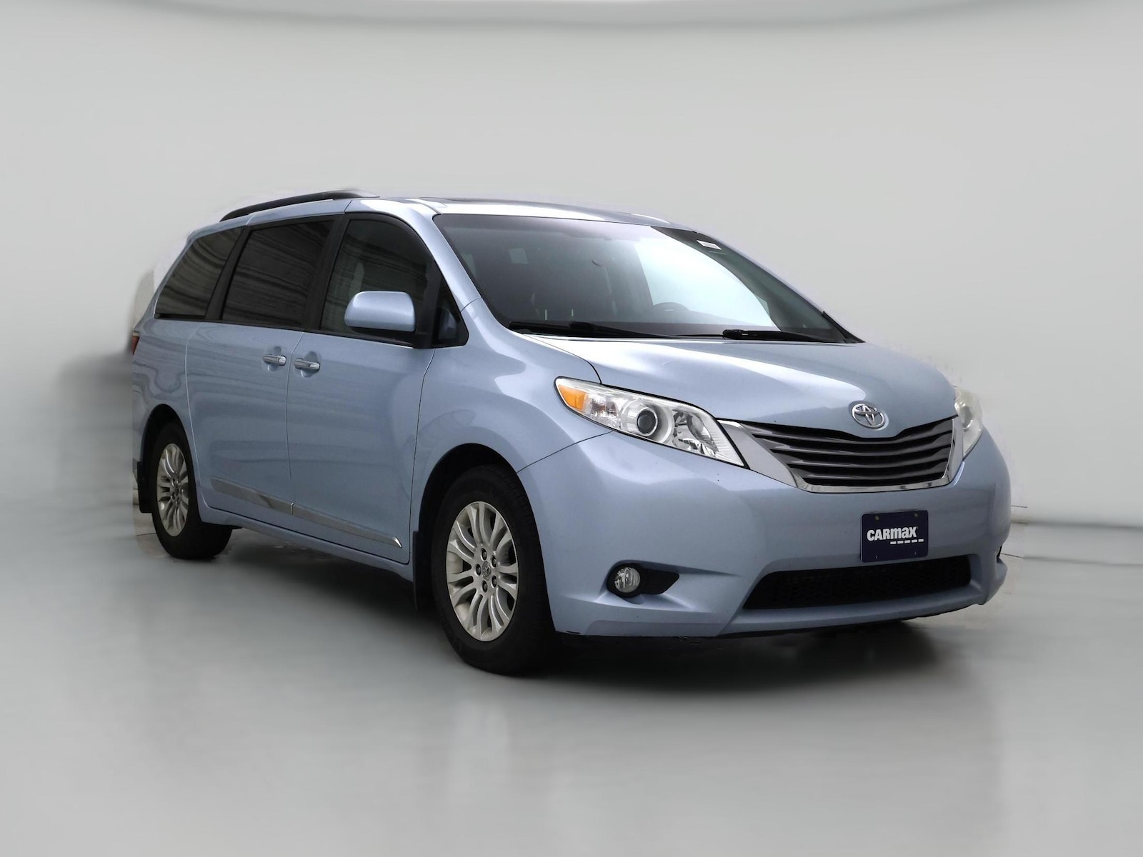 2015 Toyota Sienna XLE - Photo 1