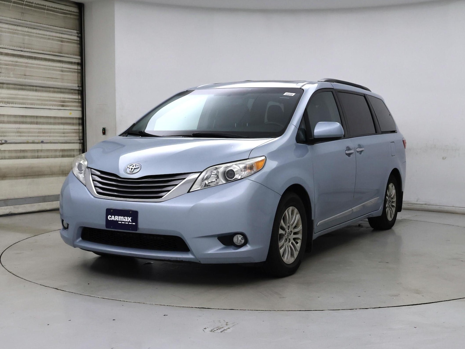 2015 Toyota Sienna XLE - Photo 5