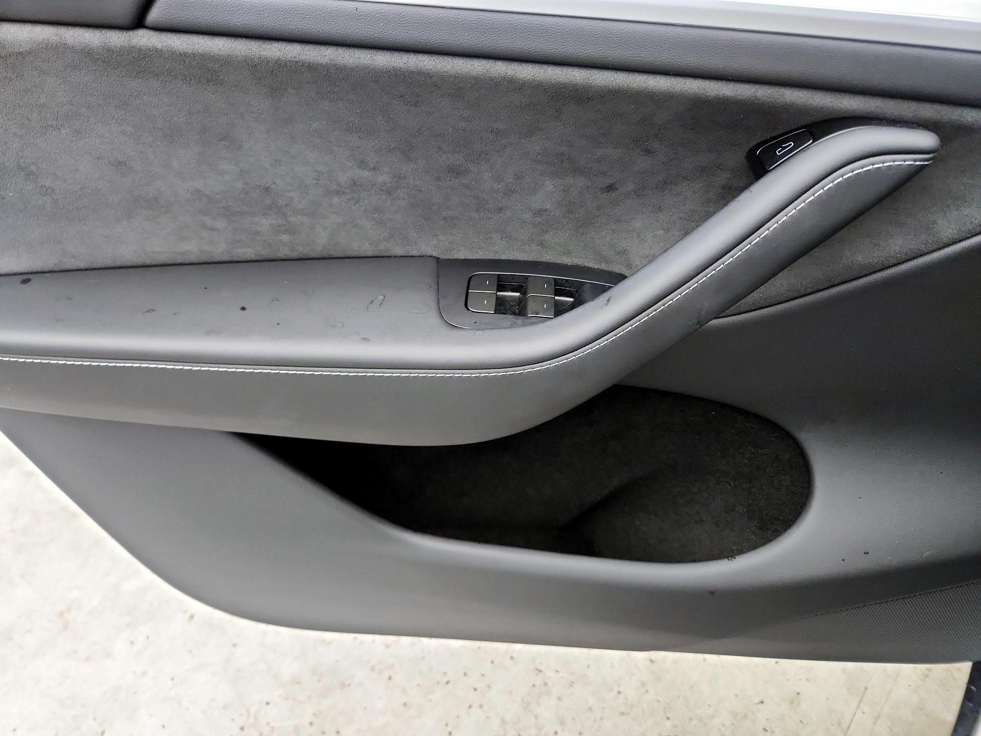 Thumbnail: 2024 Tesla Model Y - 12