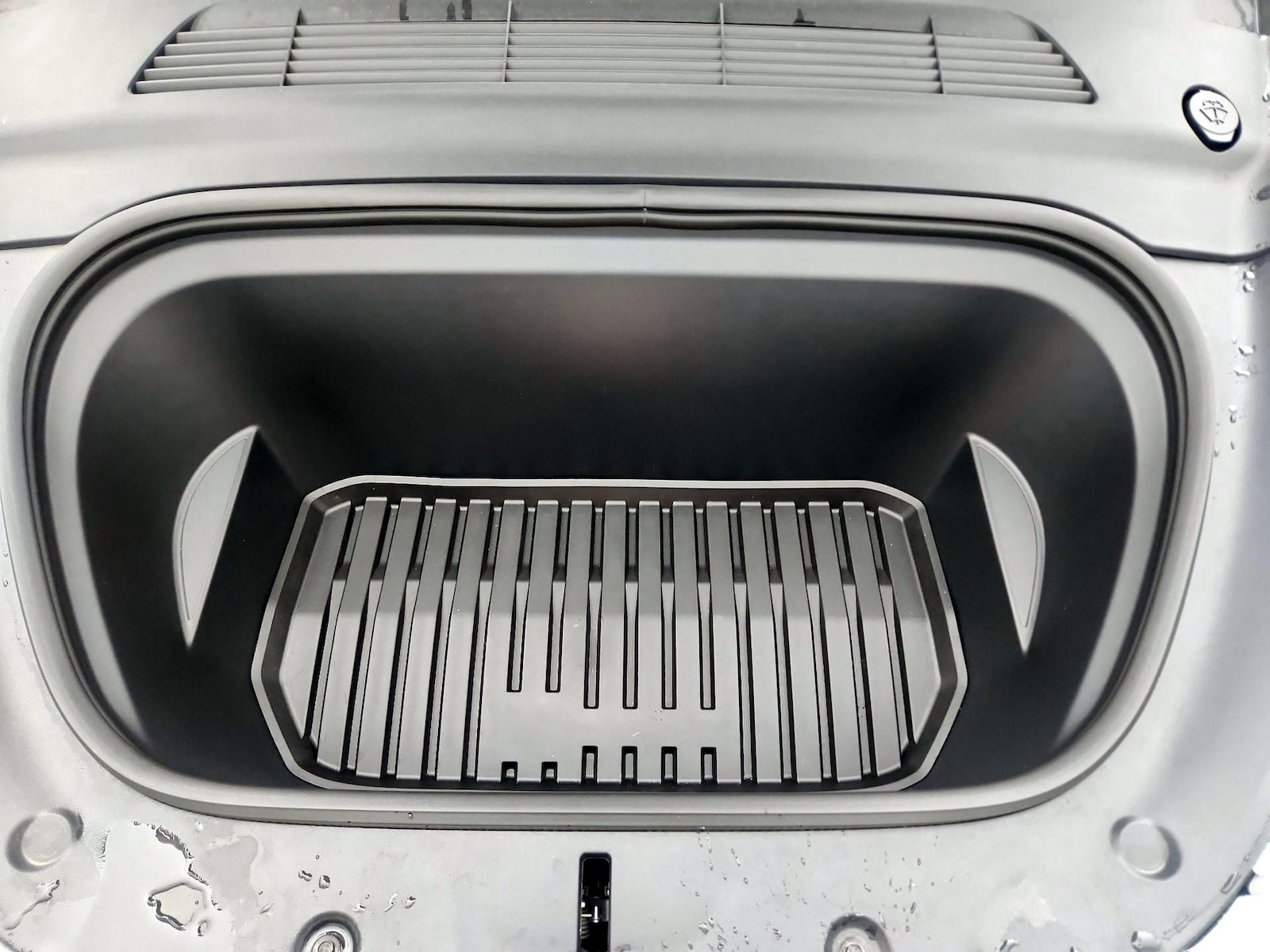 2024 Tesla Model Y Performance - Photo 22