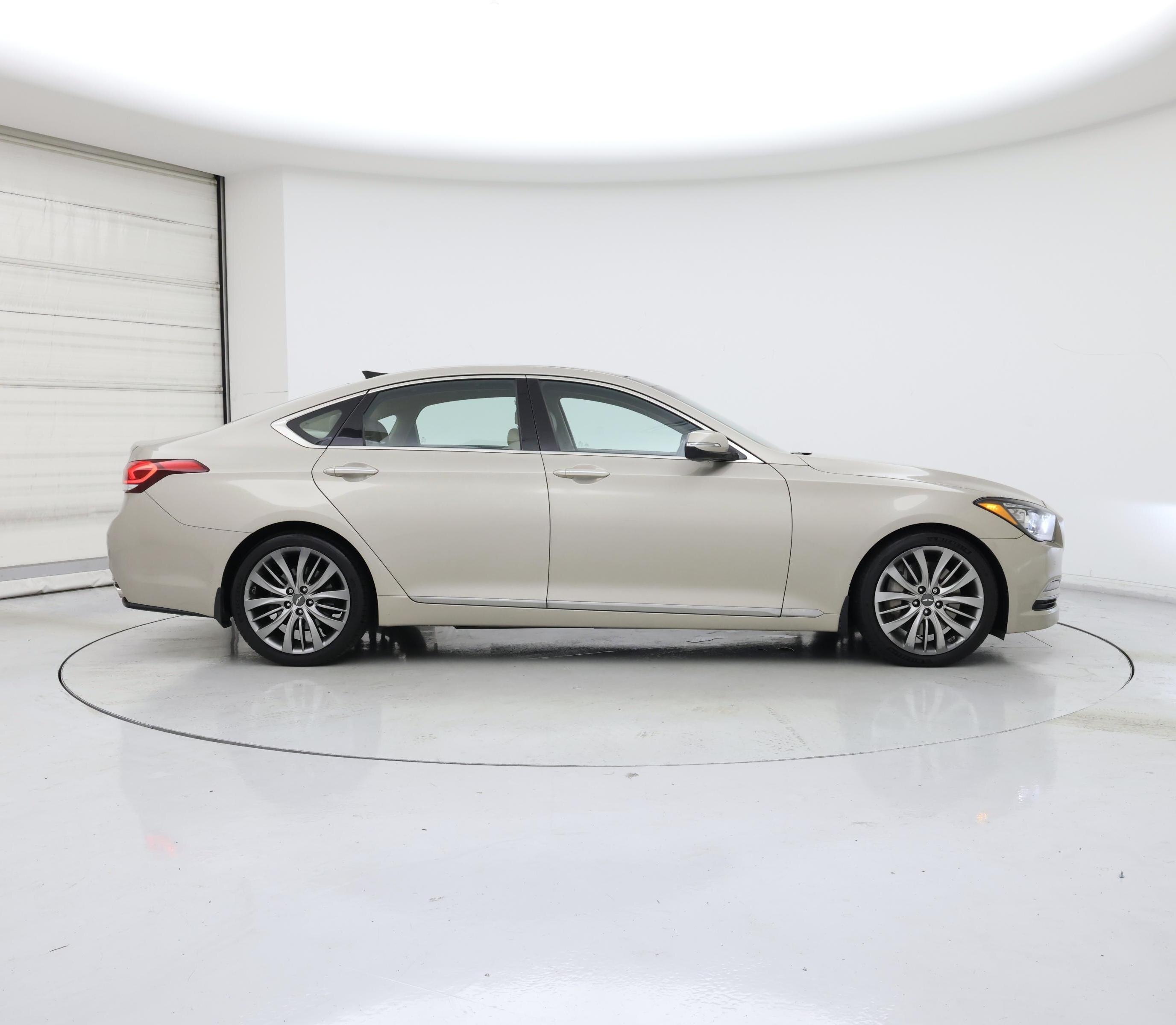 Thumbnail: 2015 Hyundai Genesis - 7