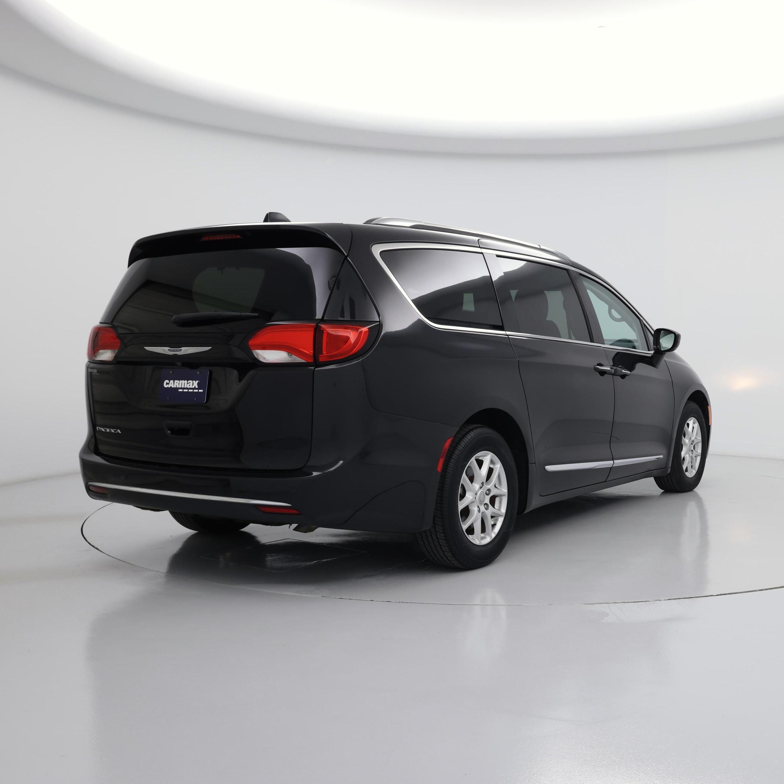 Thumbnail: 2020 Chrysler Pacifica - 8