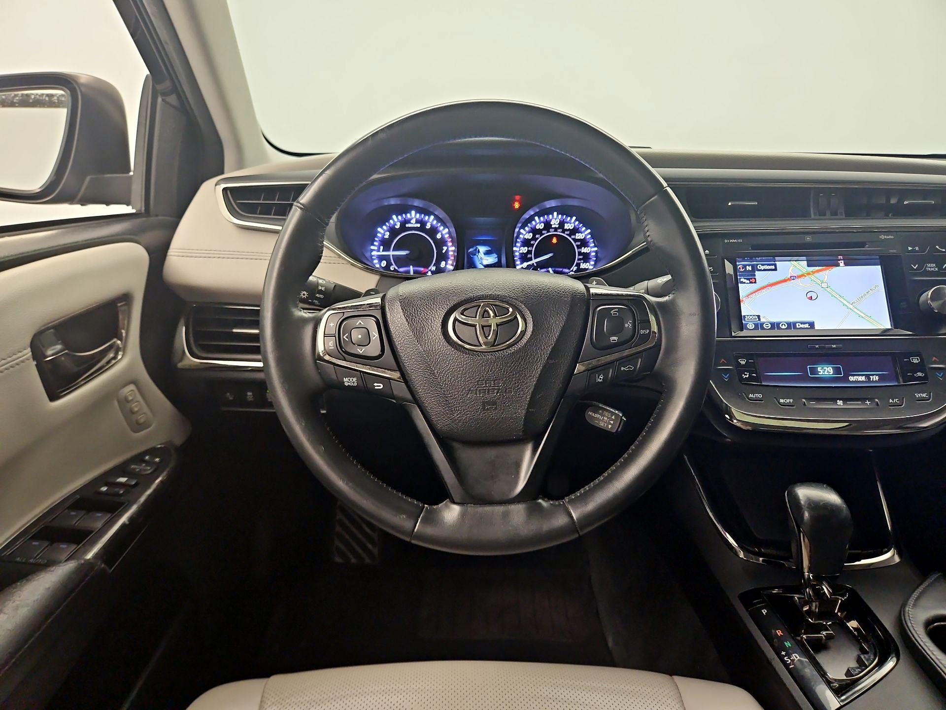 Thumbnail: 2016 Toyota Avalon - 10