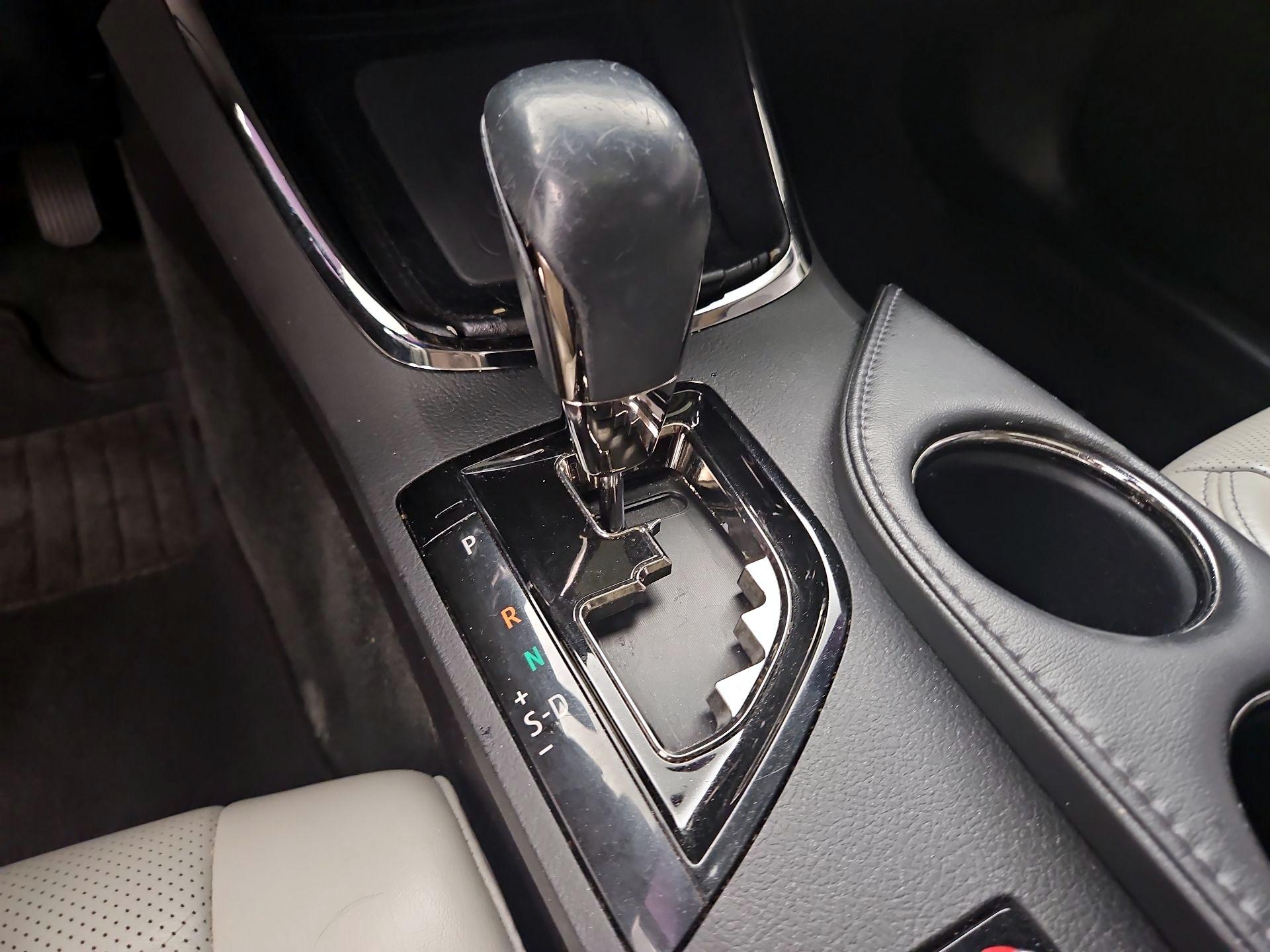 Thumbnail: 2016 Toyota Avalon - 18