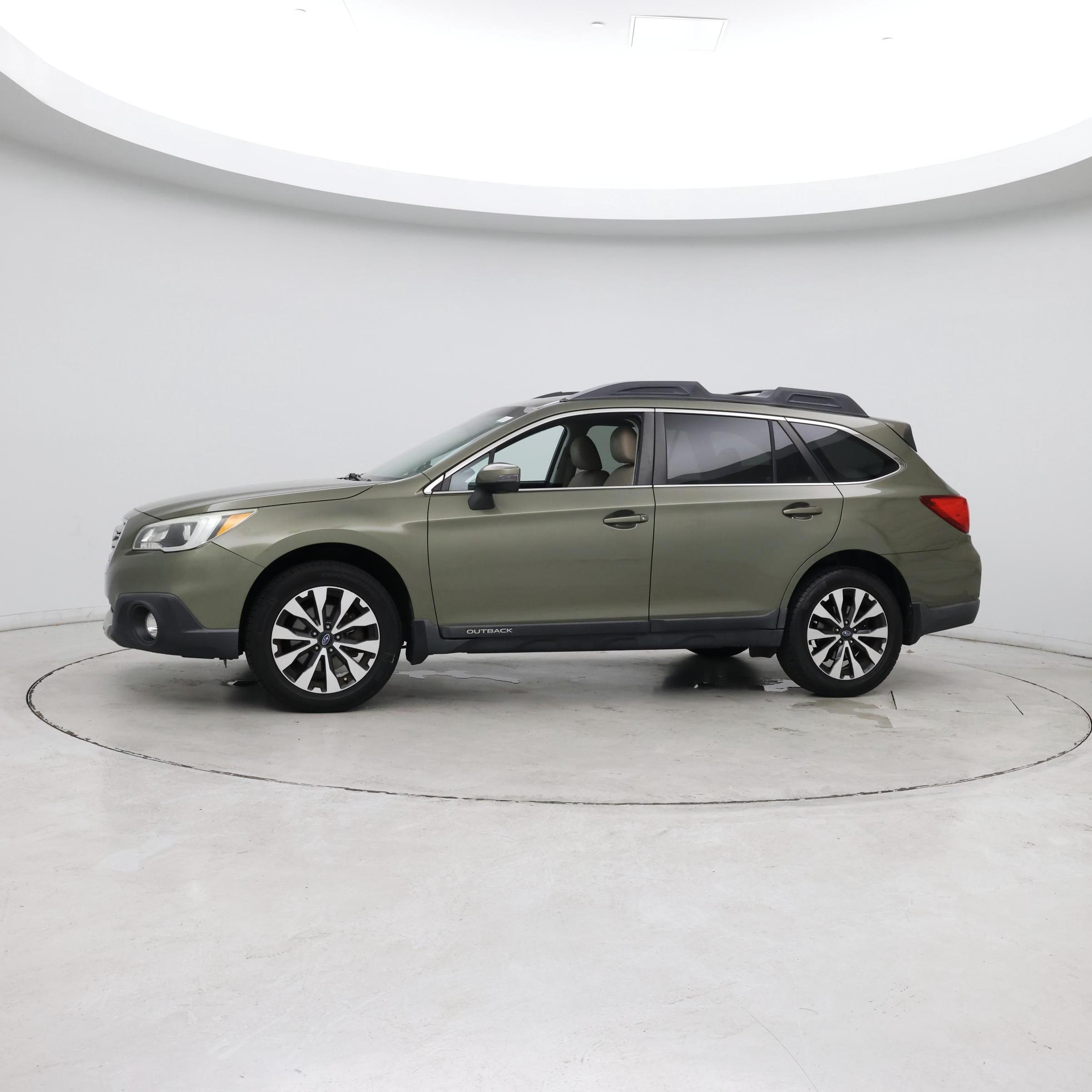 Thumbnail: 2016 Subaru Outback - 4