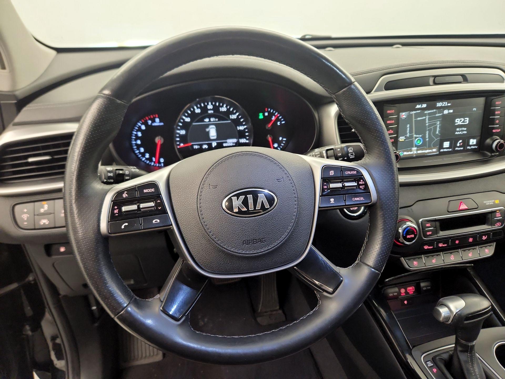 Thumbnail: 2019 Kia Sorento - 10