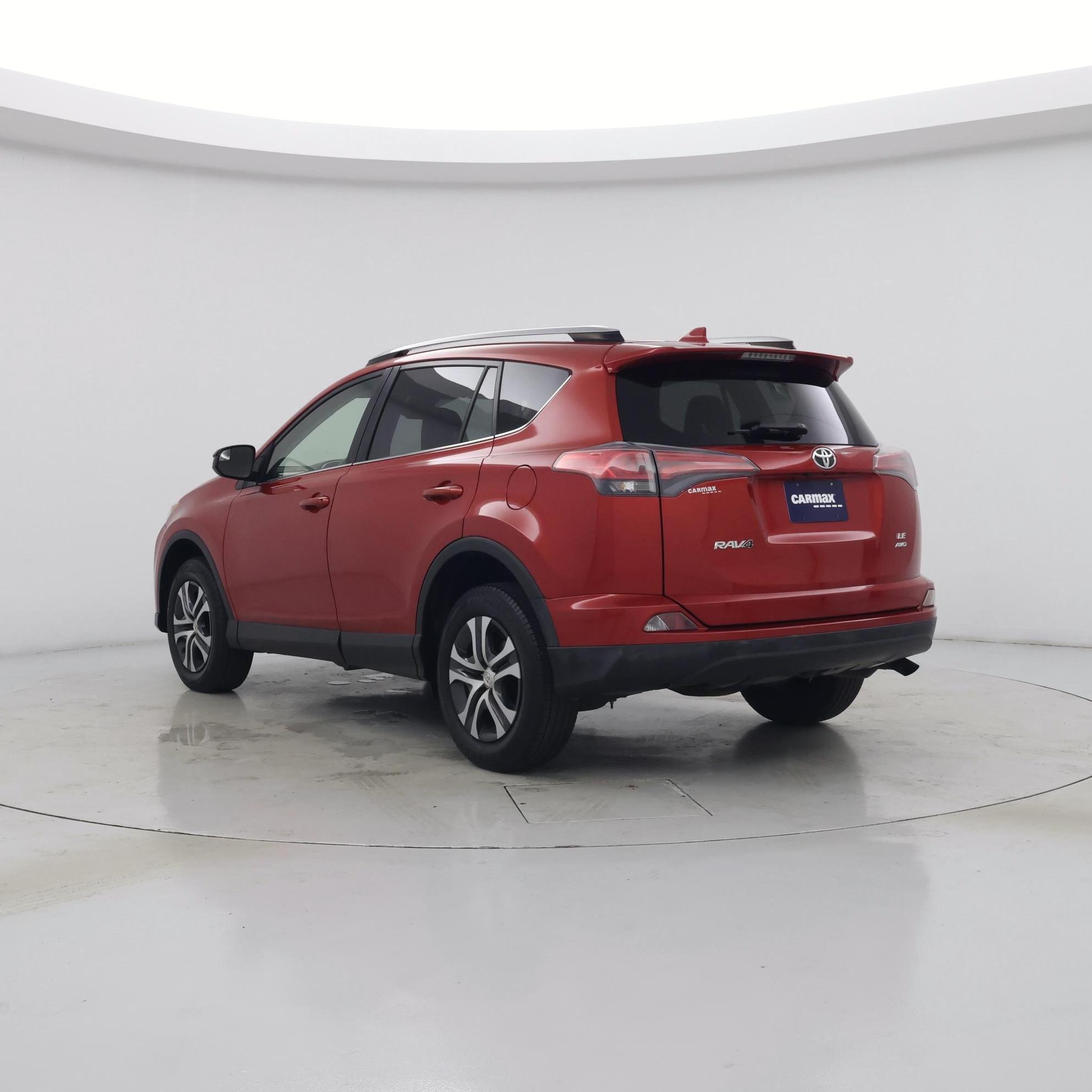 Thumbnail: 2017 Toyota RAV4 - 2