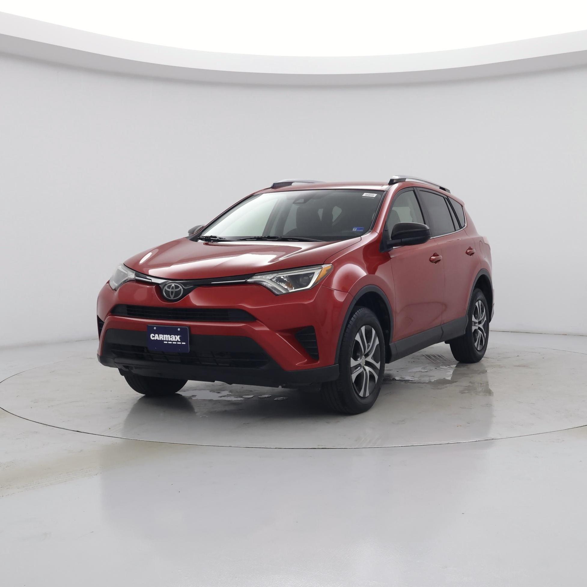 Thumbnail: 2017 Toyota RAV4 - 4