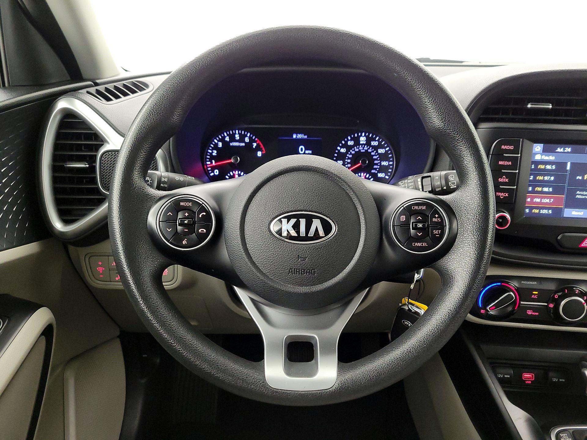 Thumbnail: 2020 Kia Soul - 10
