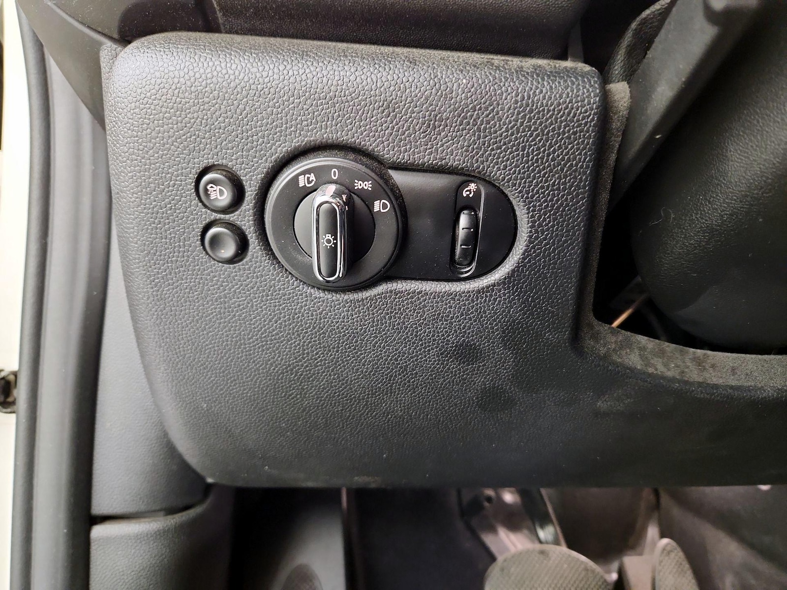 2022 MINI Convertible Base - Photo 14