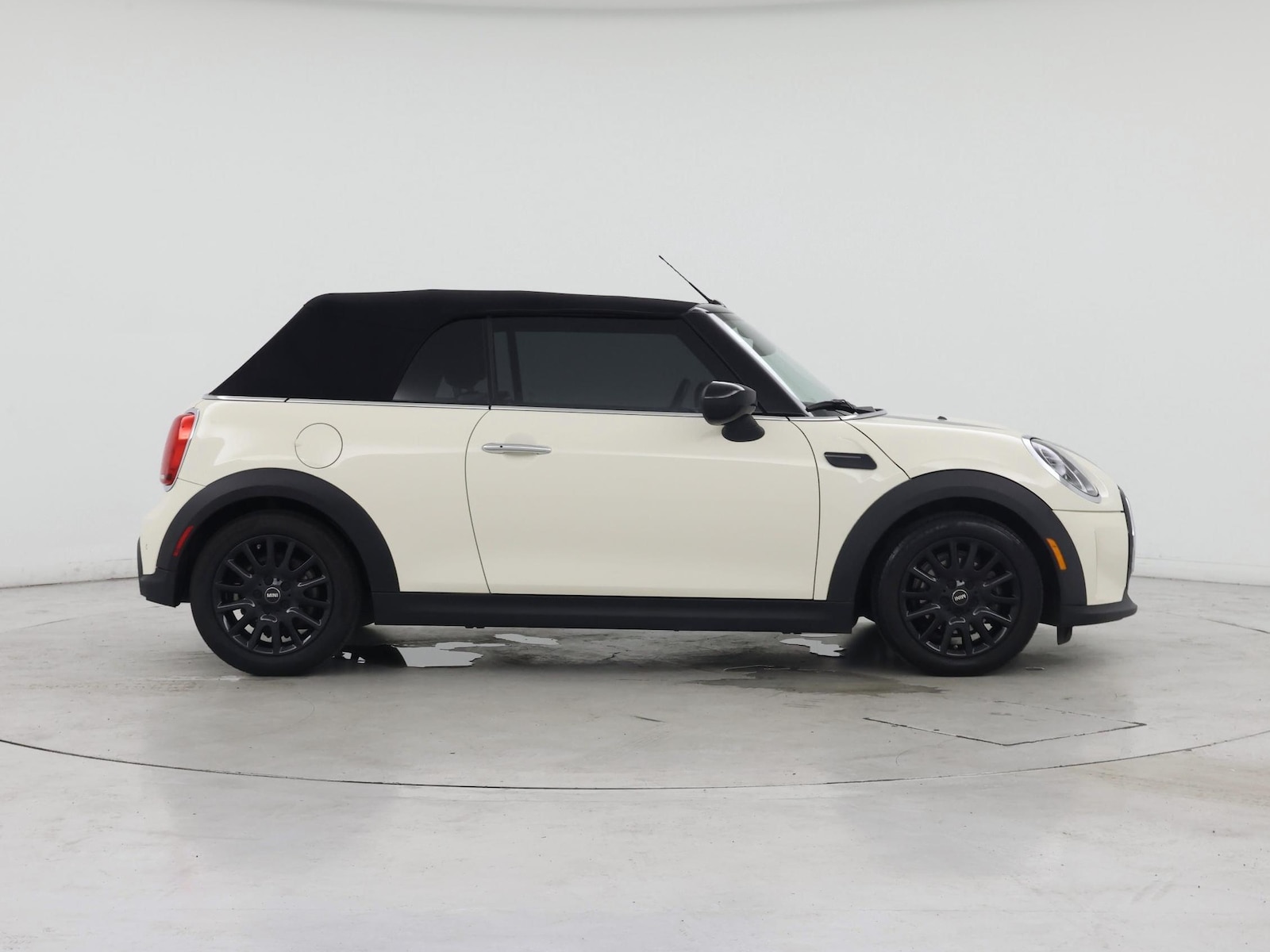 2022 MINI Convertible Base - Photo 8