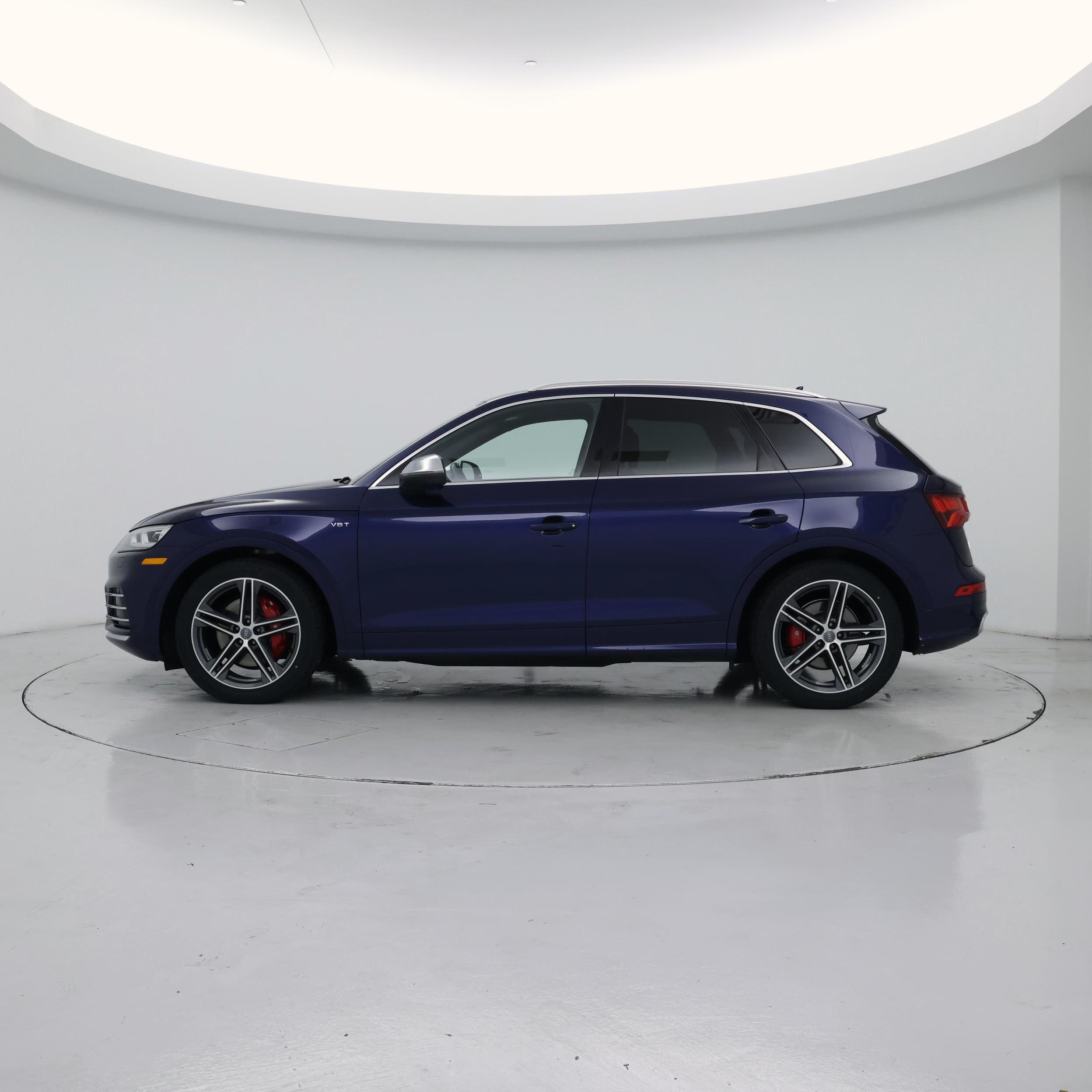 Thumbnail: 2018 Audi SQ5 - 3