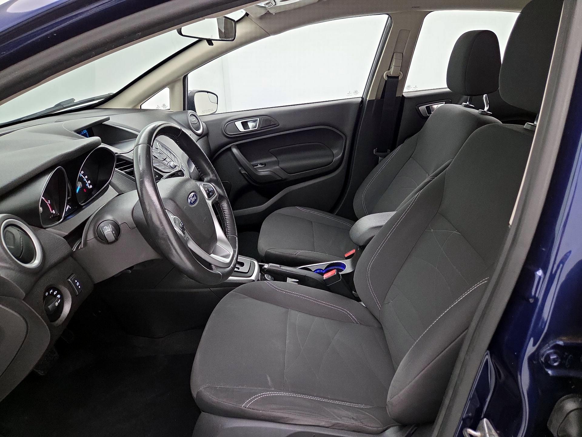 Thumbnail: 2016 Ford Fiesta - 11