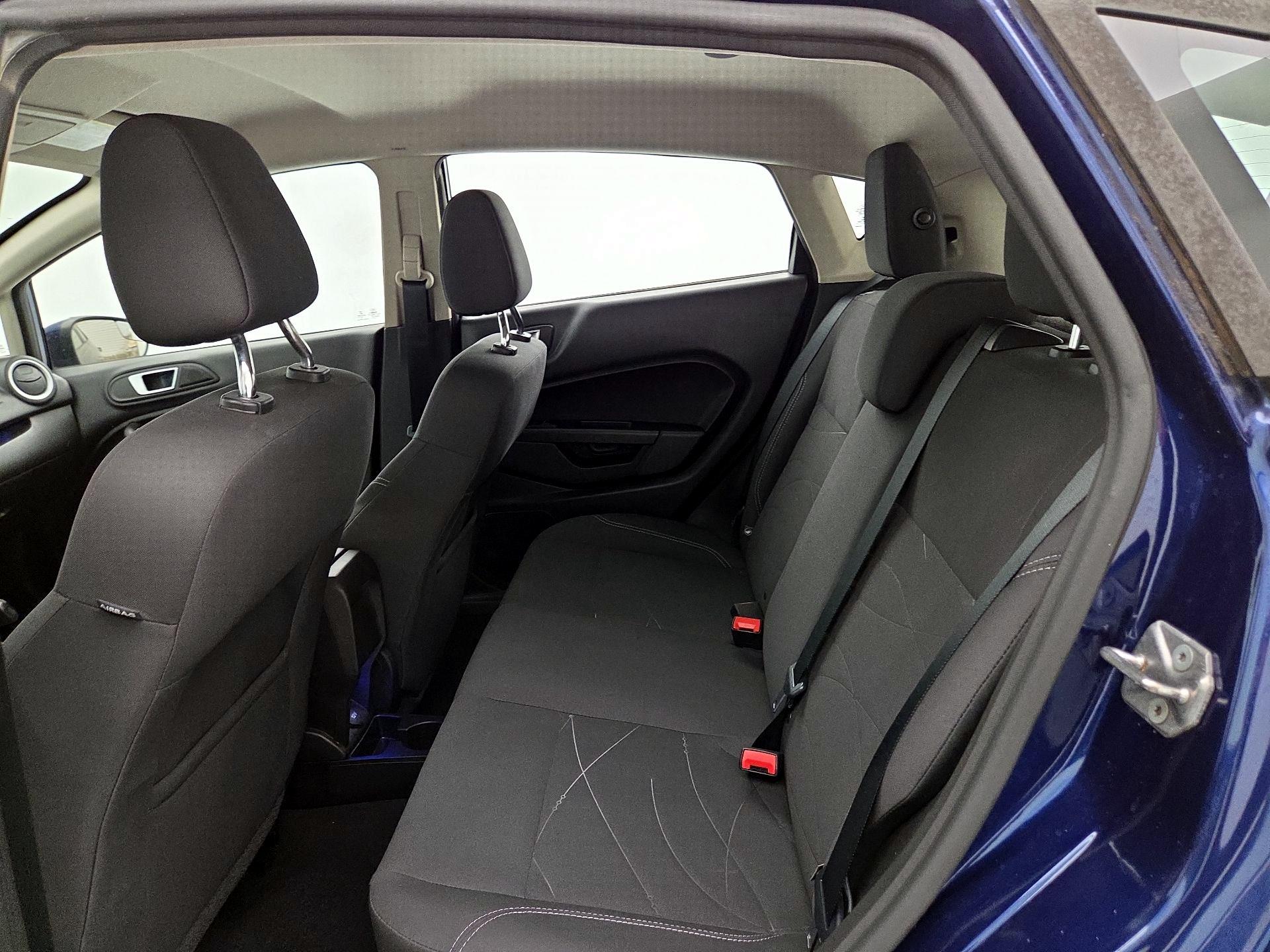 Thumbnail: 2016 Ford Fiesta - 19