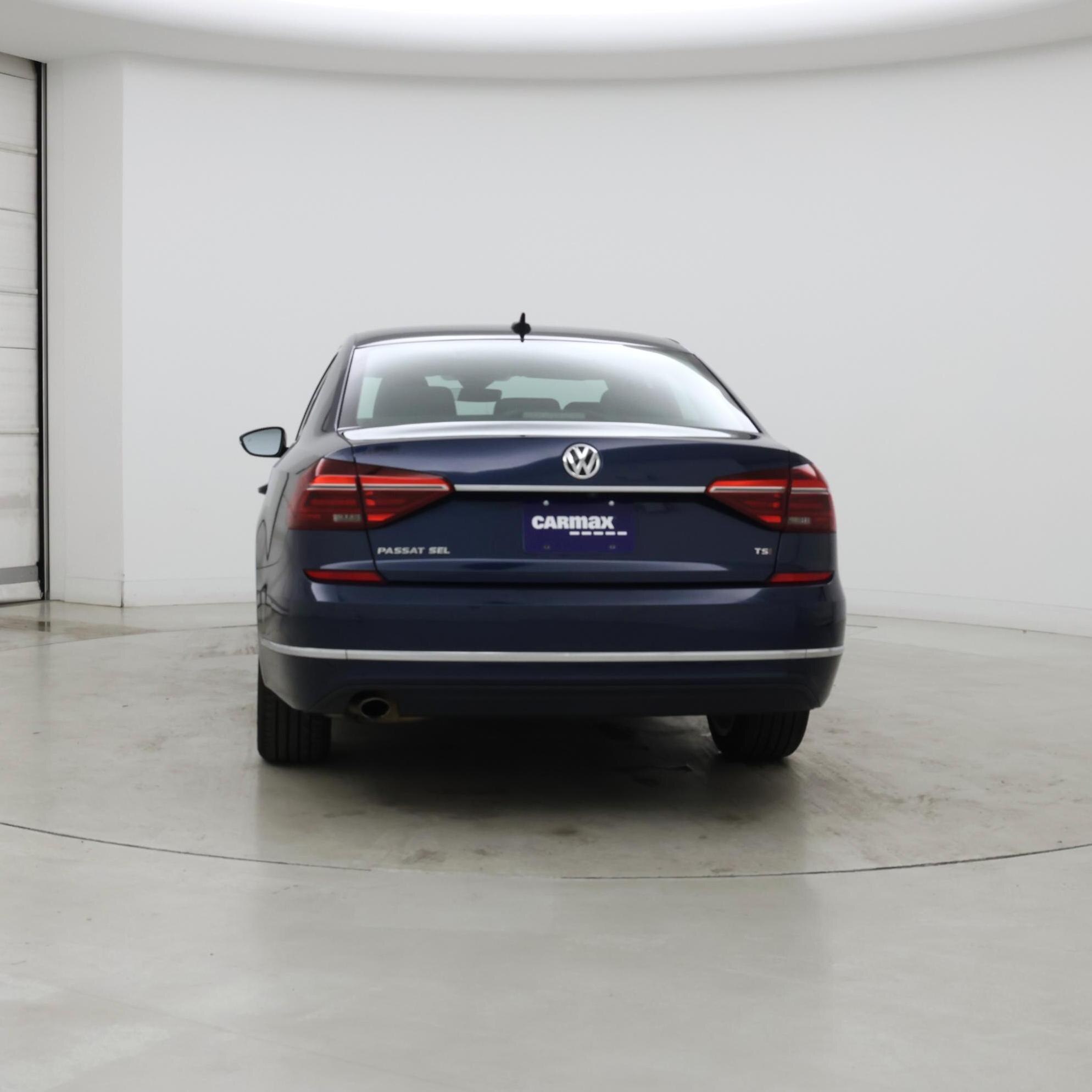 Thumbnail: 2018 Volkswagen Passat - 6