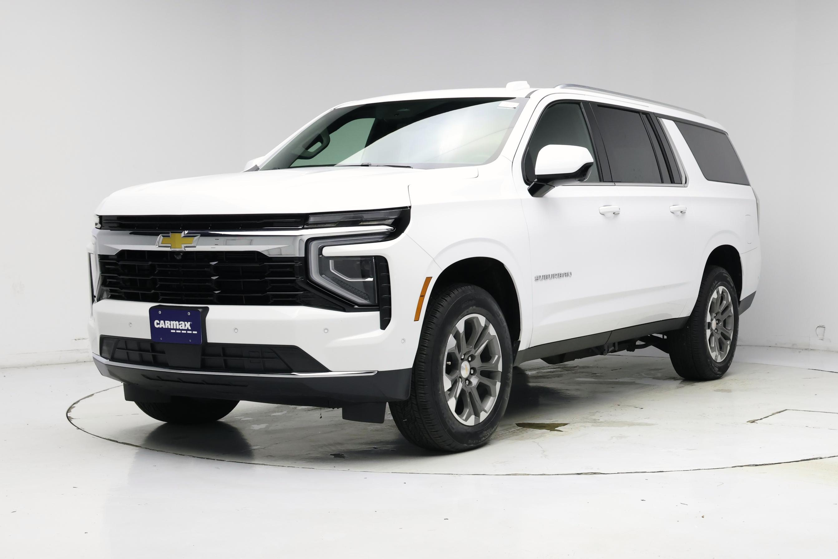 Thumbnail: 2025 Chevrolet Suburban - 4