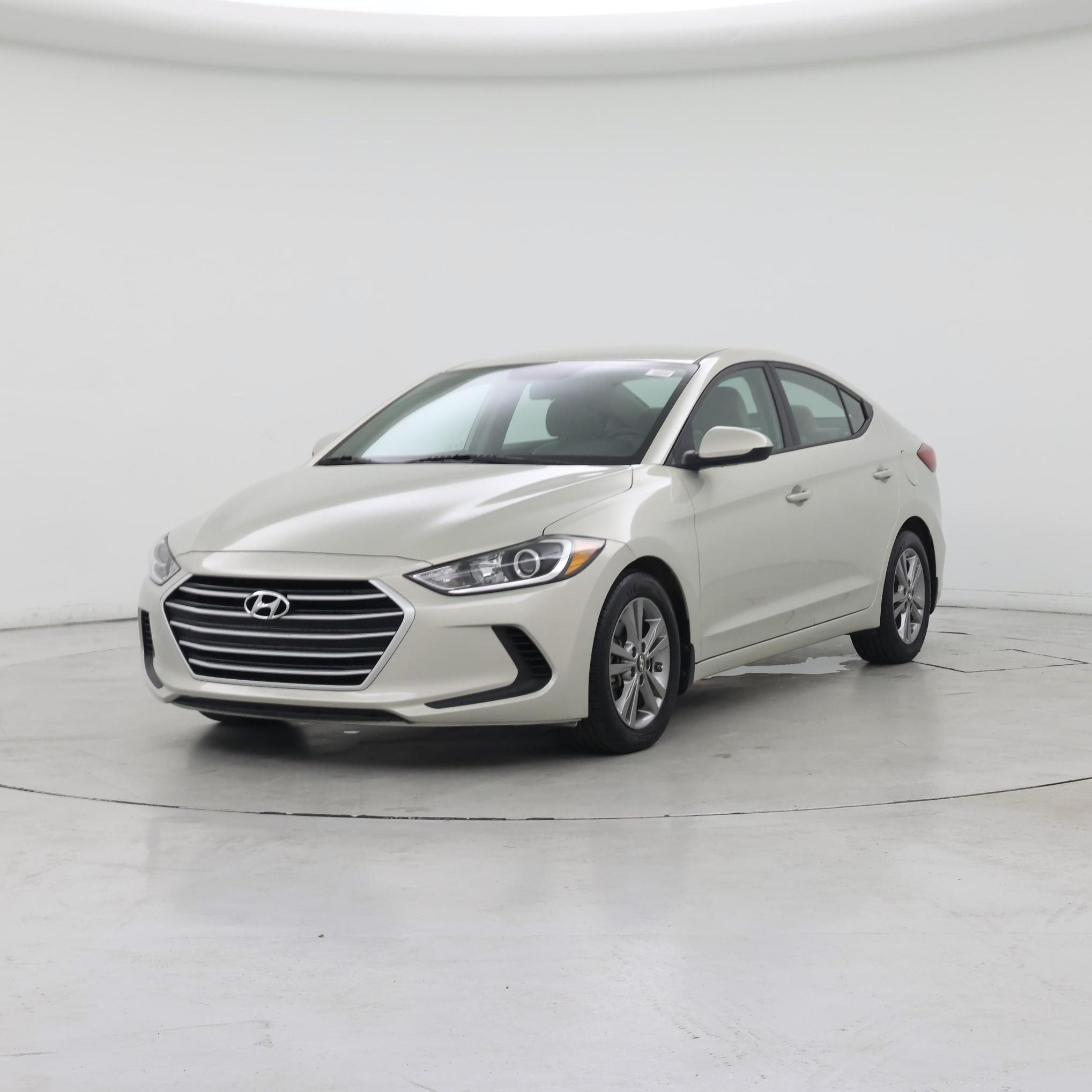 Thumbnail: 2017 Hyundai Elantra - 4