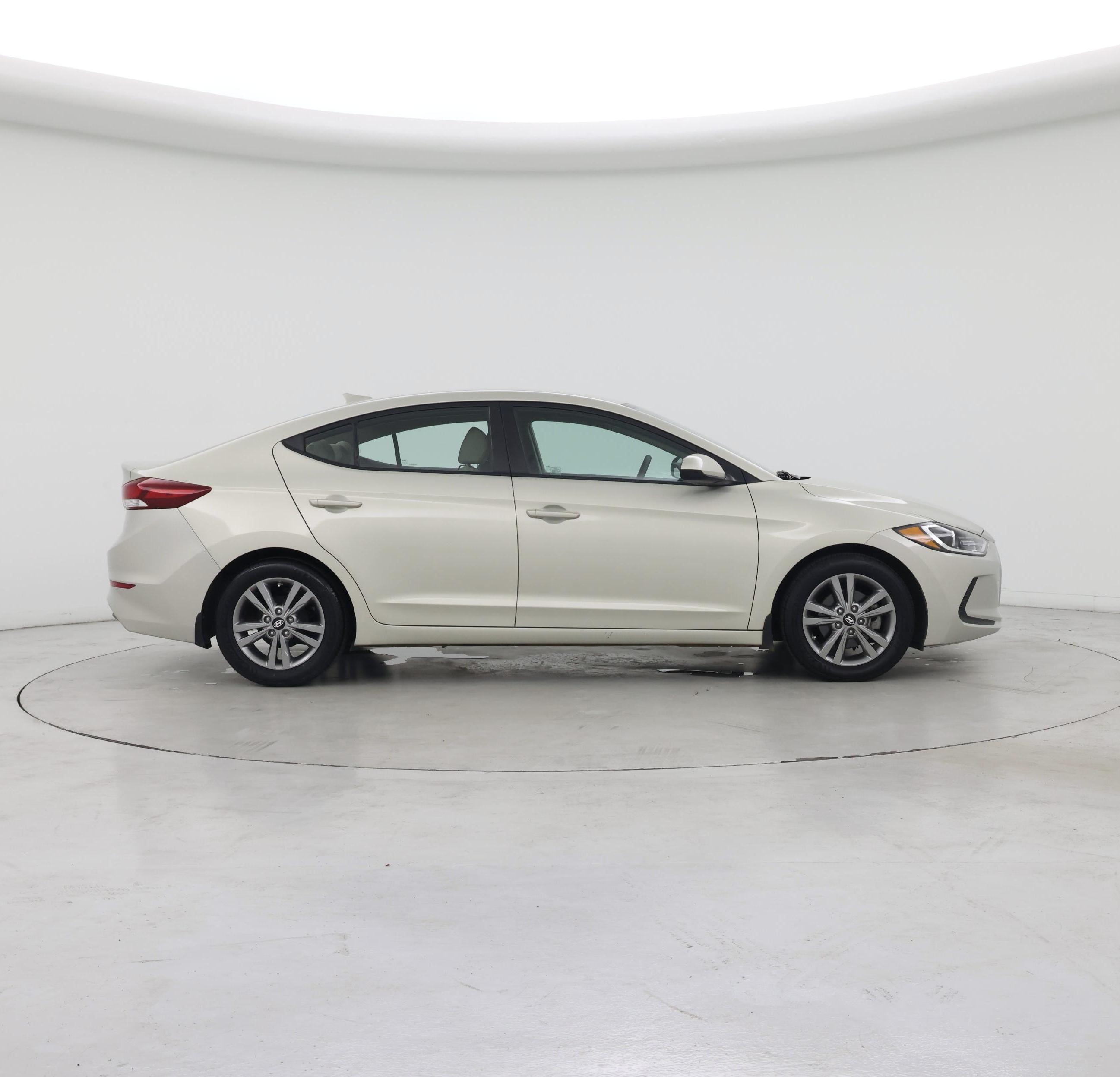 Thumbnail: 2017 Hyundai Elantra - 7