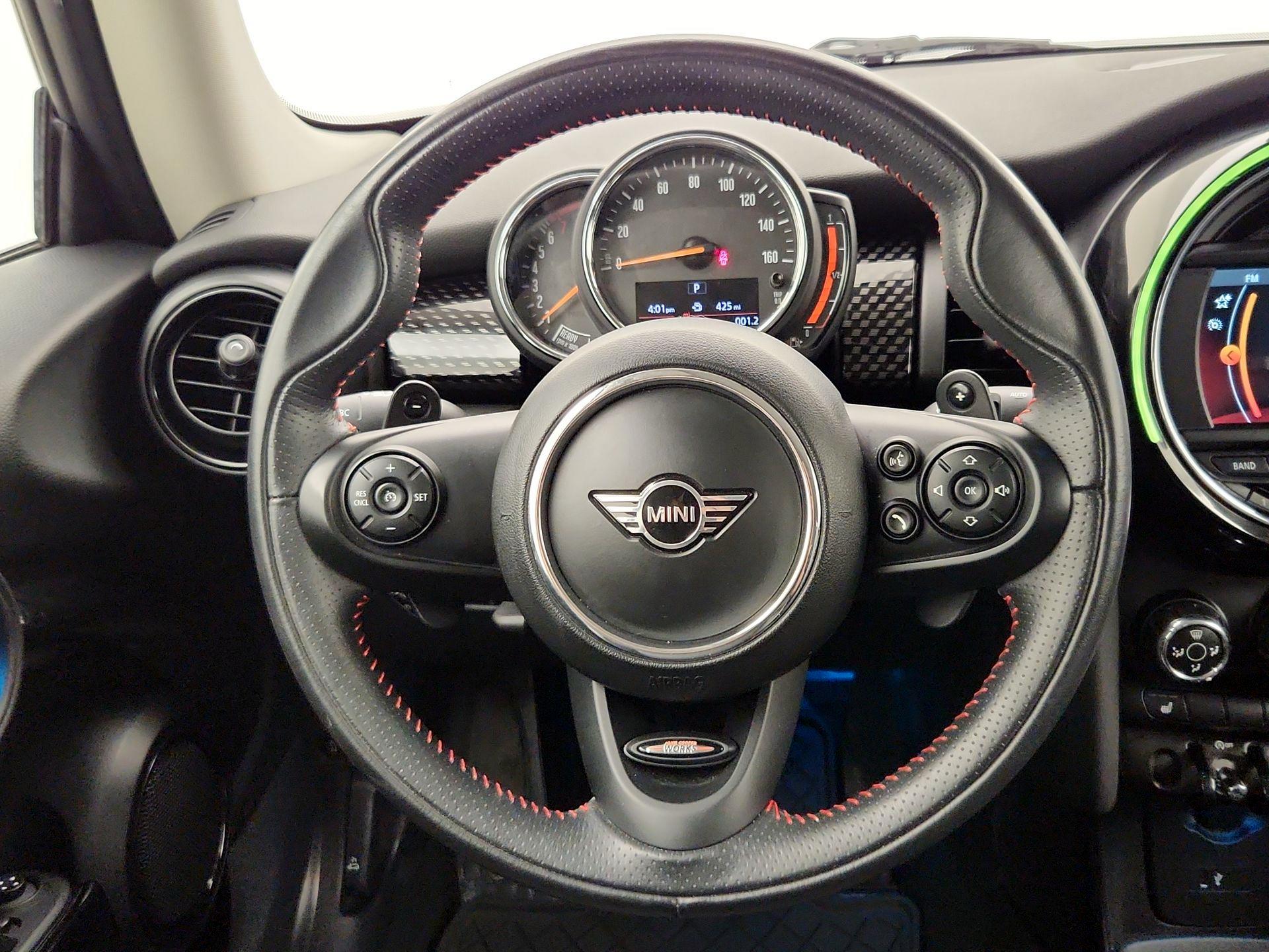 Thumbnail: 2020 MINI Cooper Hardtop - 10