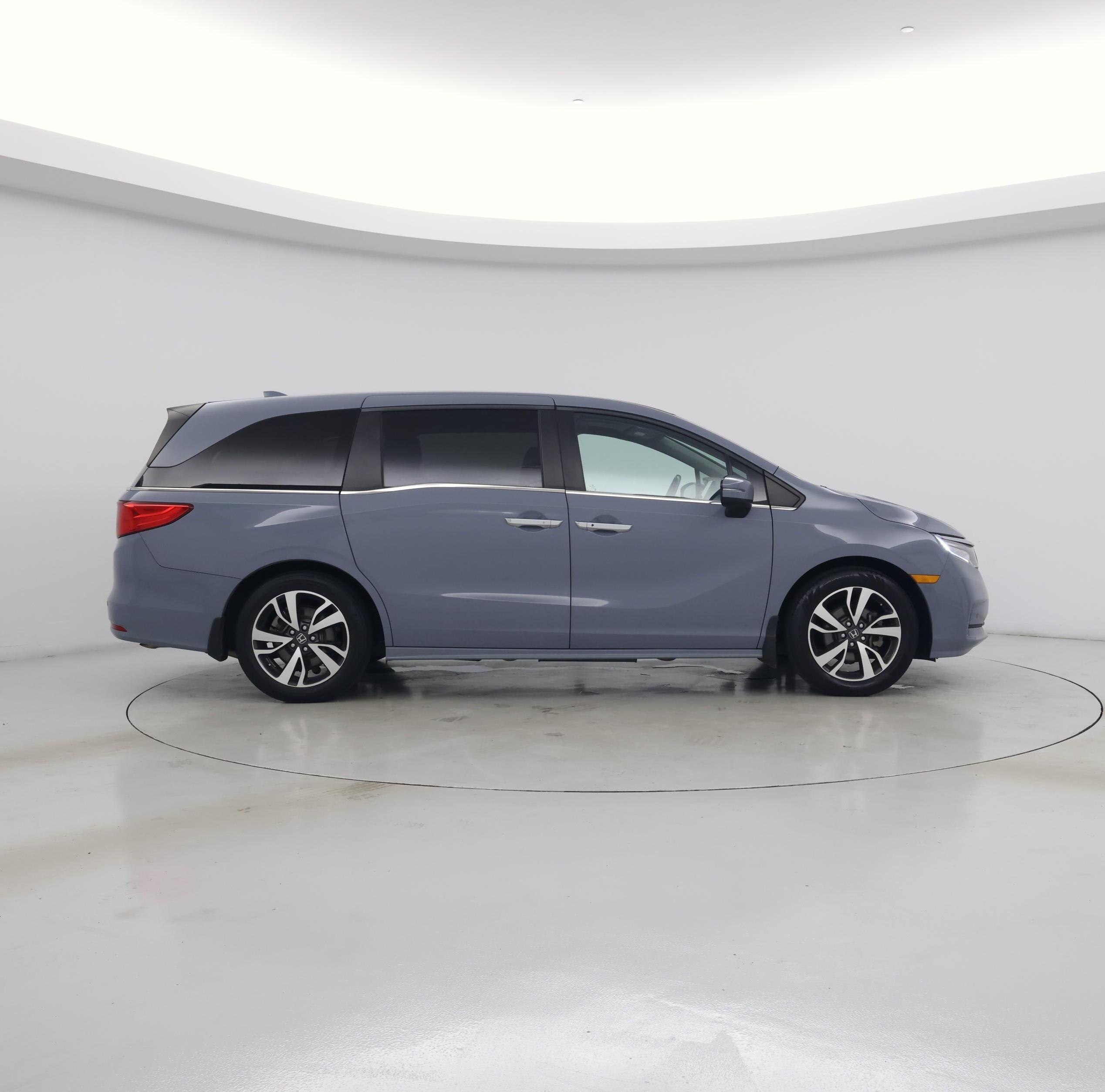 Thumbnail: 2023 Honda Odyssey - 7
