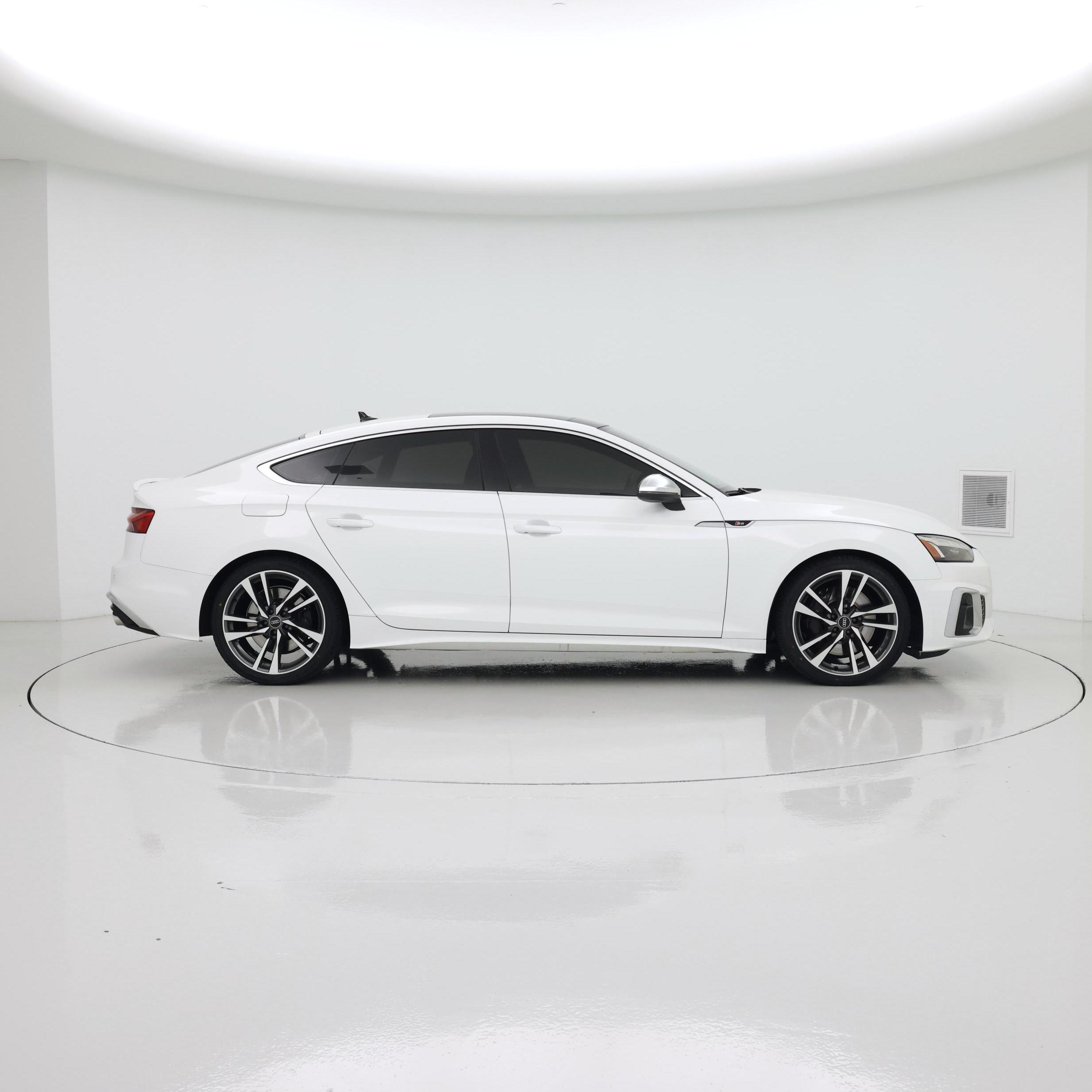 Thumbnail: 2023 Audi S5 - 7