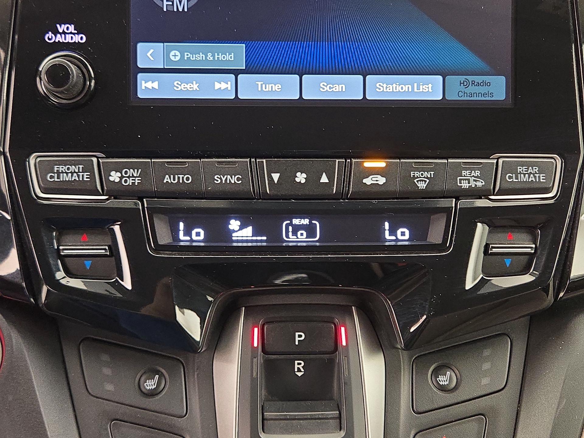 Thumbnail: 2020 Honda Odyssey - 16