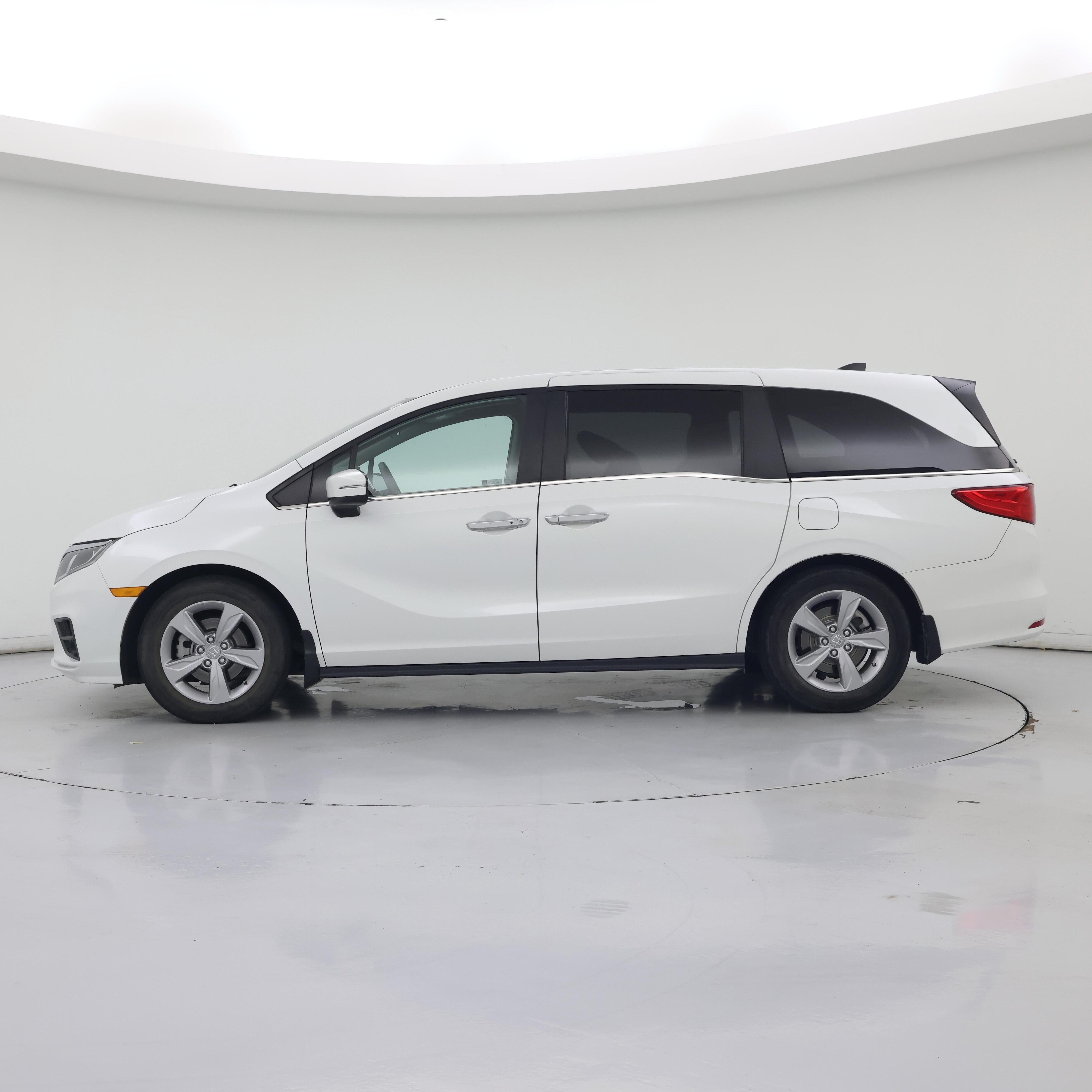Thumbnail: 2020 Honda Odyssey - 3