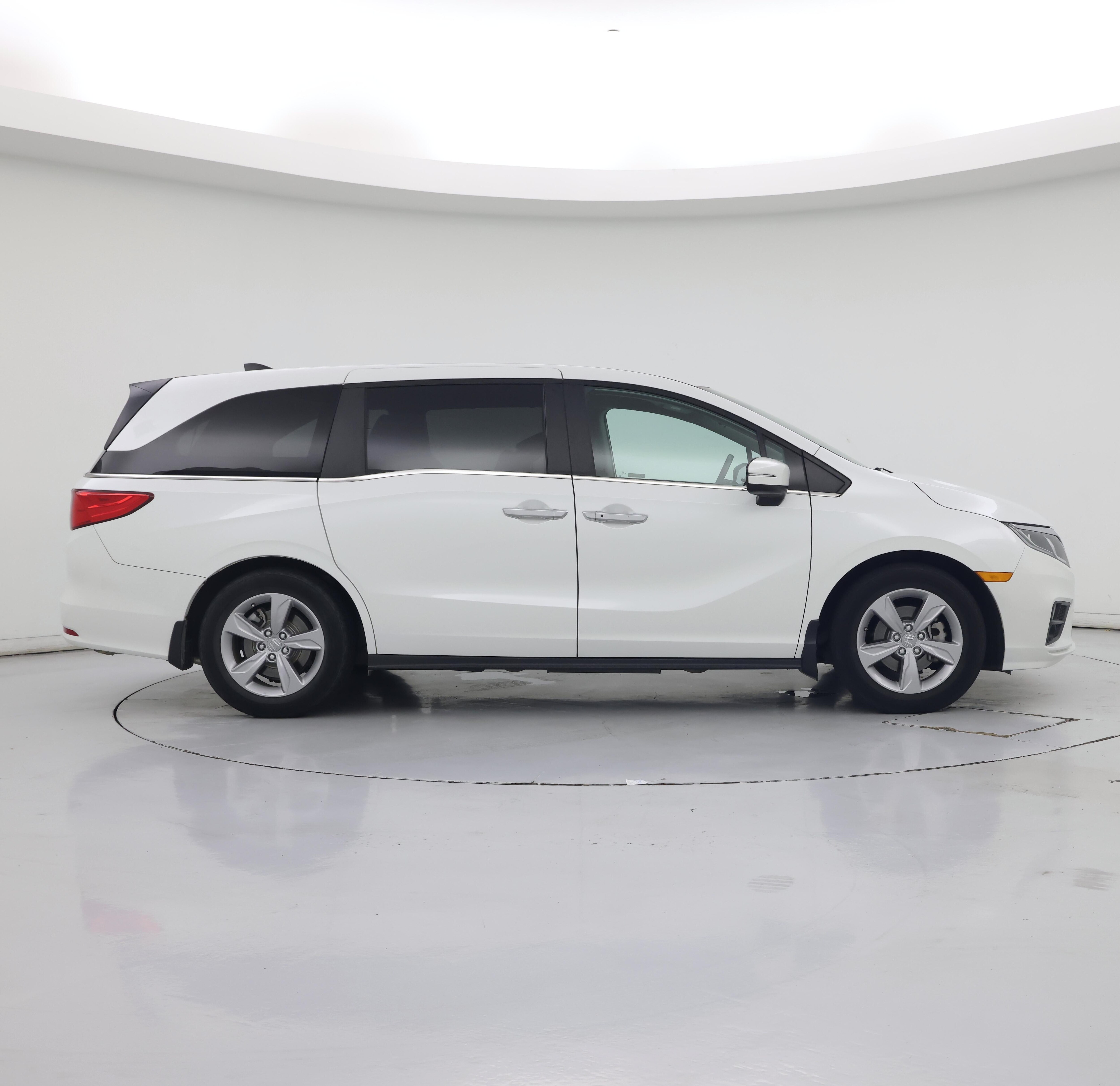 Thumbnail: 2020 Honda Odyssey - 7
