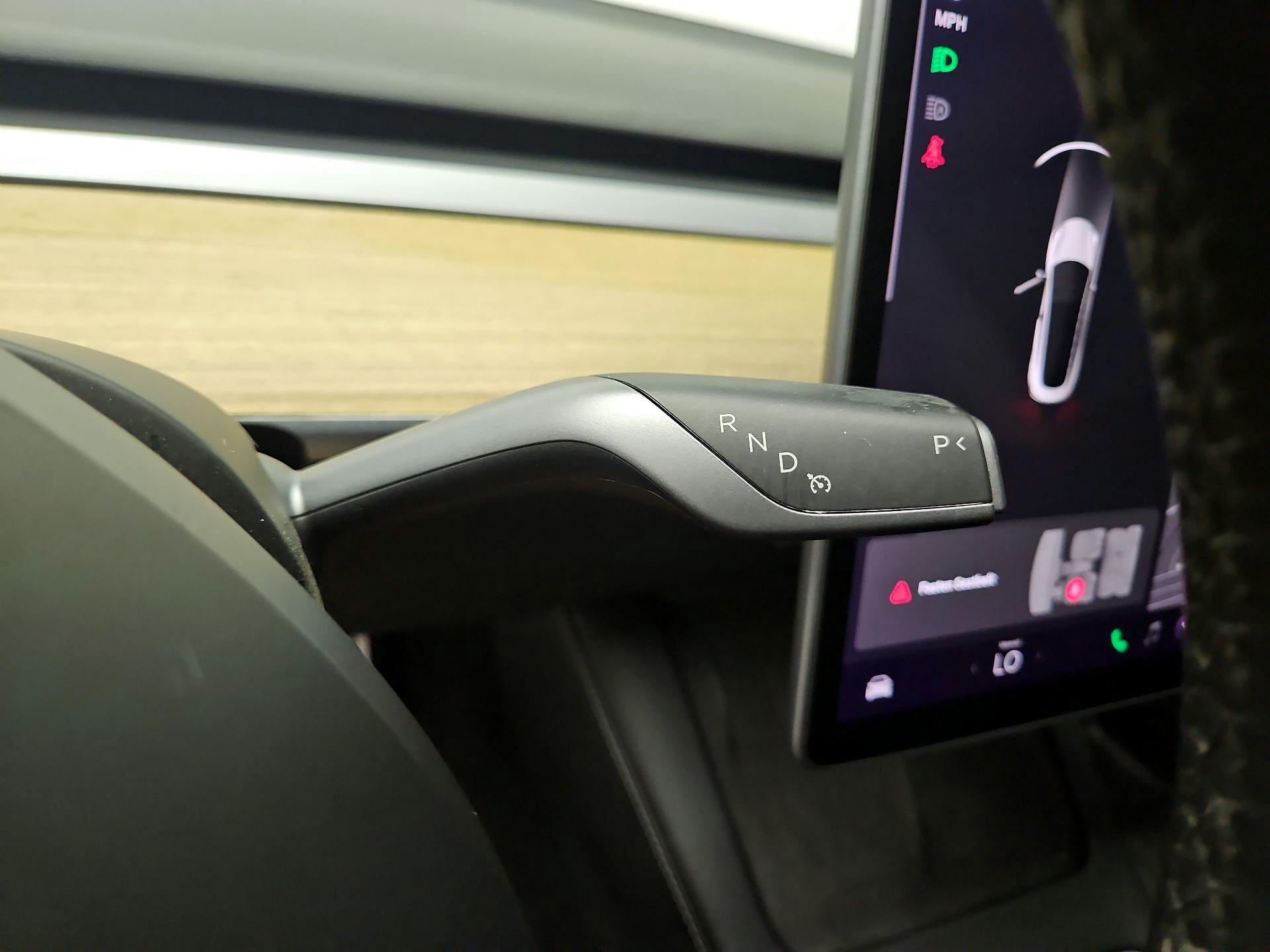 Thumbnail: 2021 Tesla Model 3 - 17