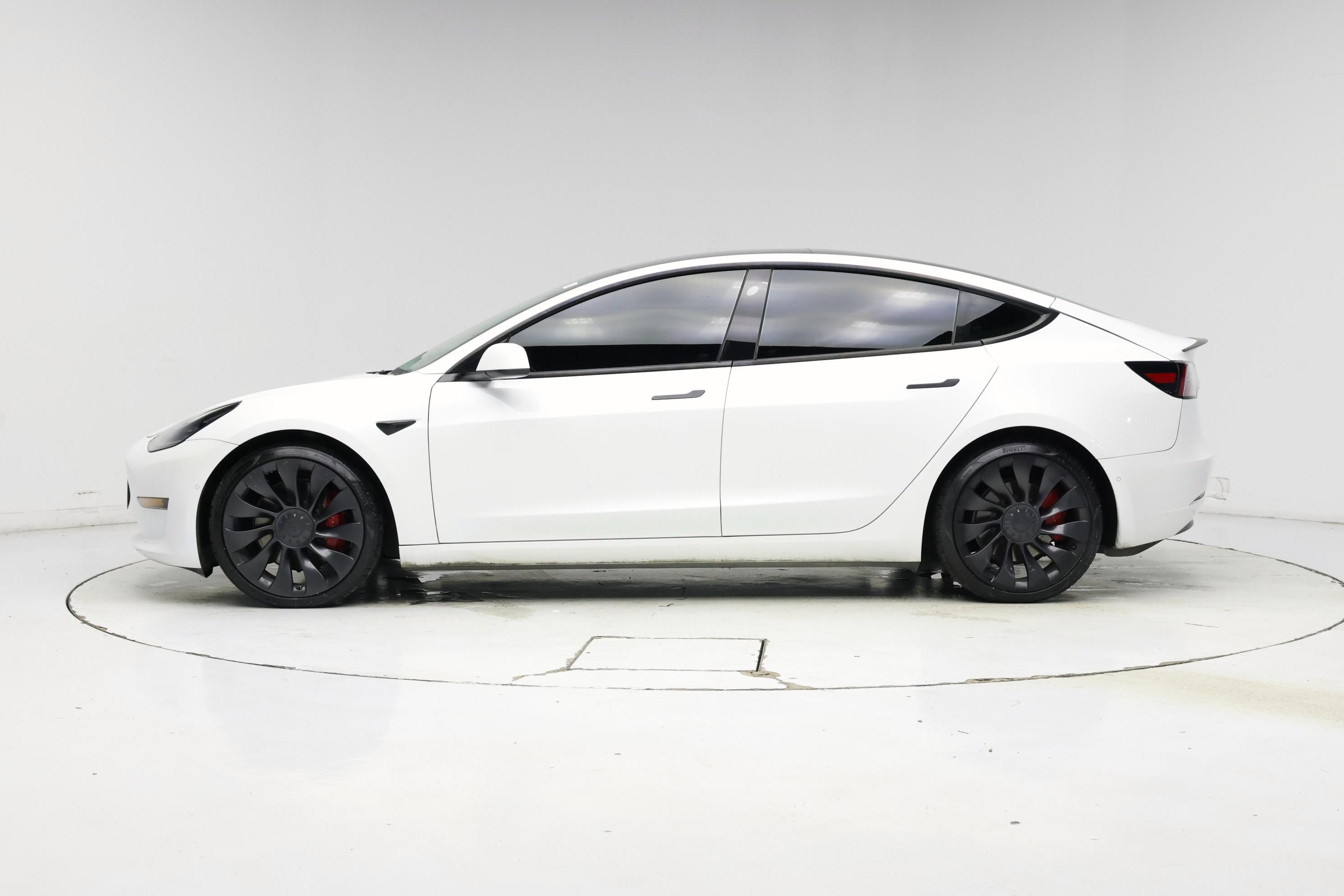 Thumbnail: 2021 Tesla Model 3 - 3
