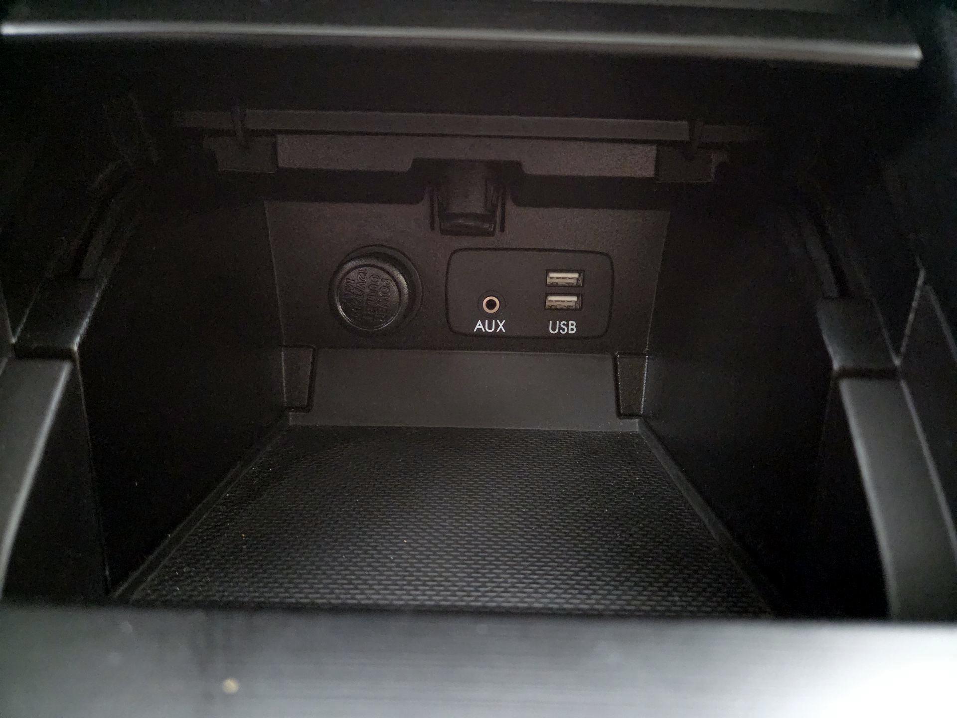 Thumbnail: 2016 Subaru Outback - 17