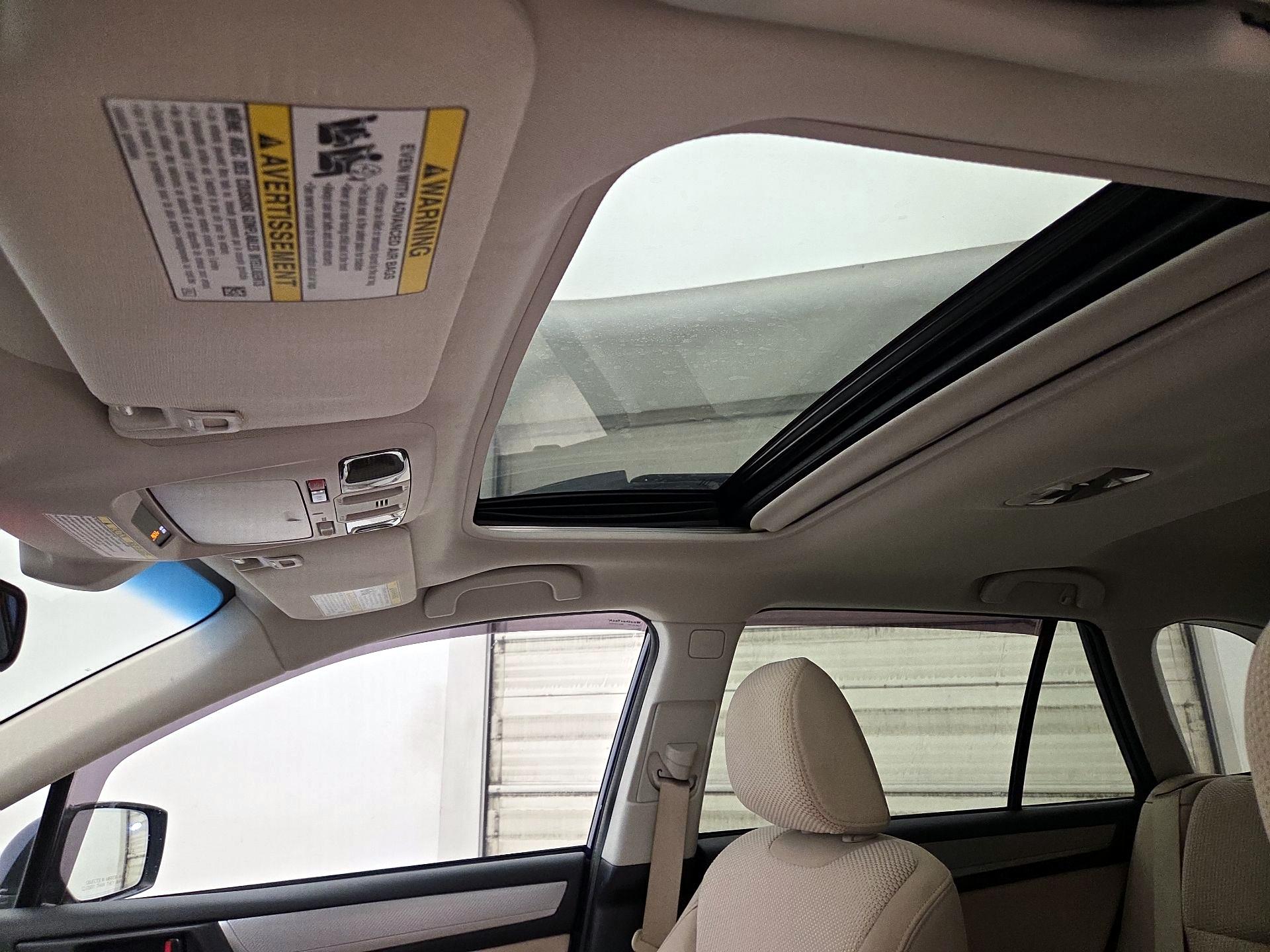 Thumbnail: 2016 Subaru Outback - 18