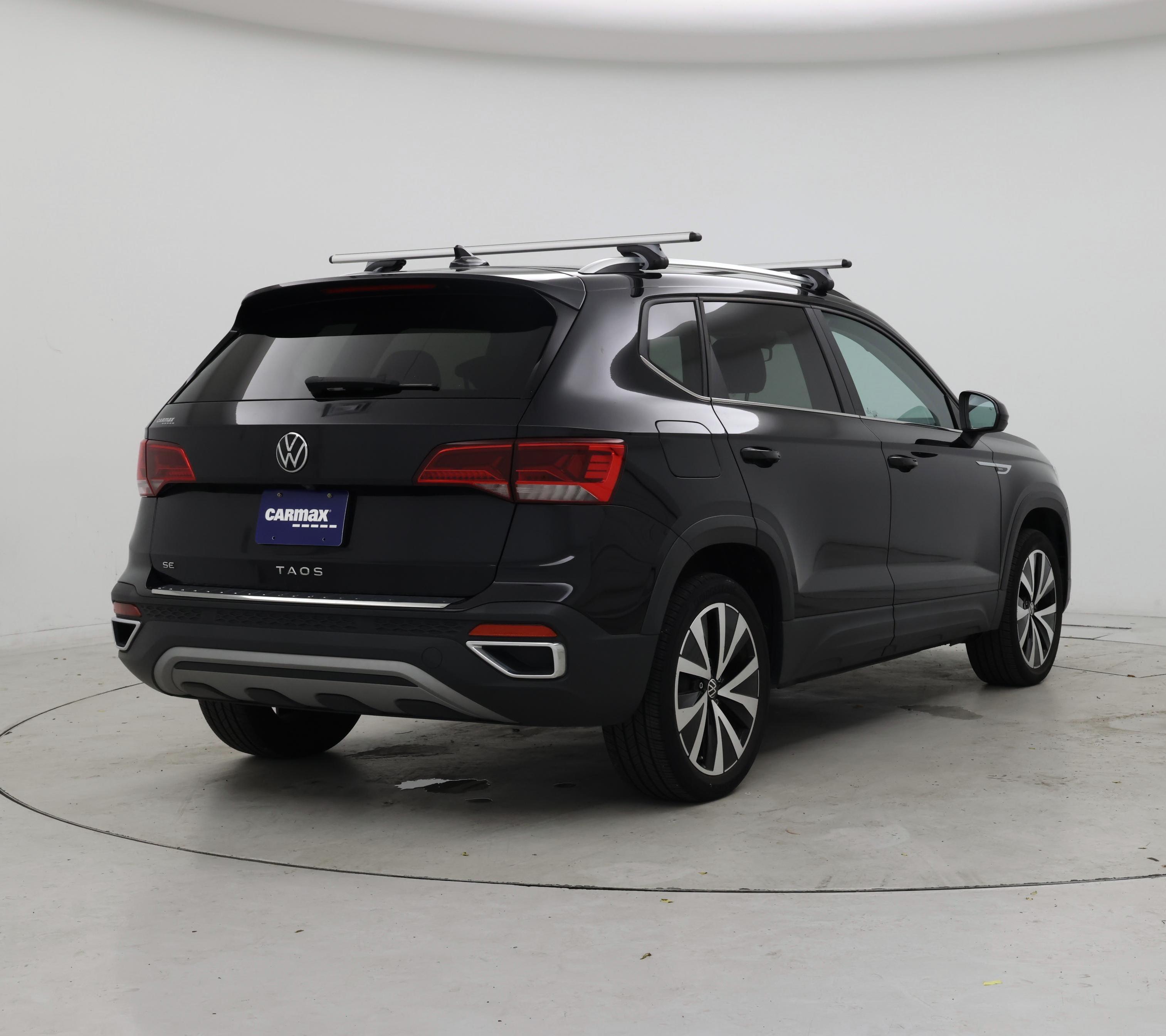 Thumbnail: 2023 Volkswagen Taos - 8