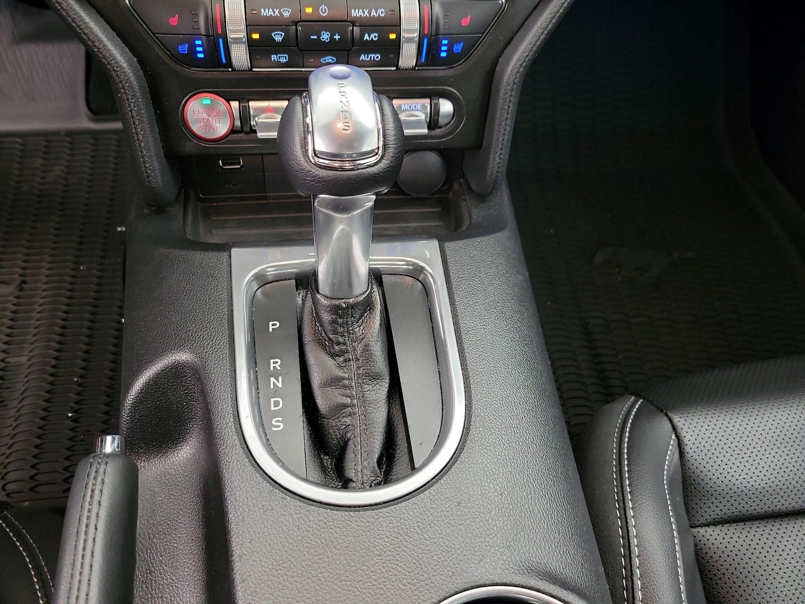 2021 Ford Mustang EcoBoost Premium - Photo 19