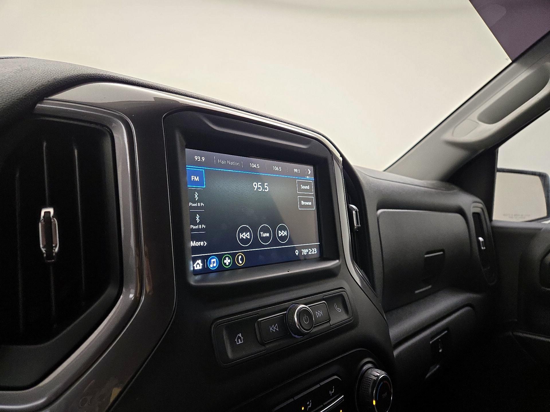 Thumbnail: 2019 Chevrolet Silverado 1500 - 15