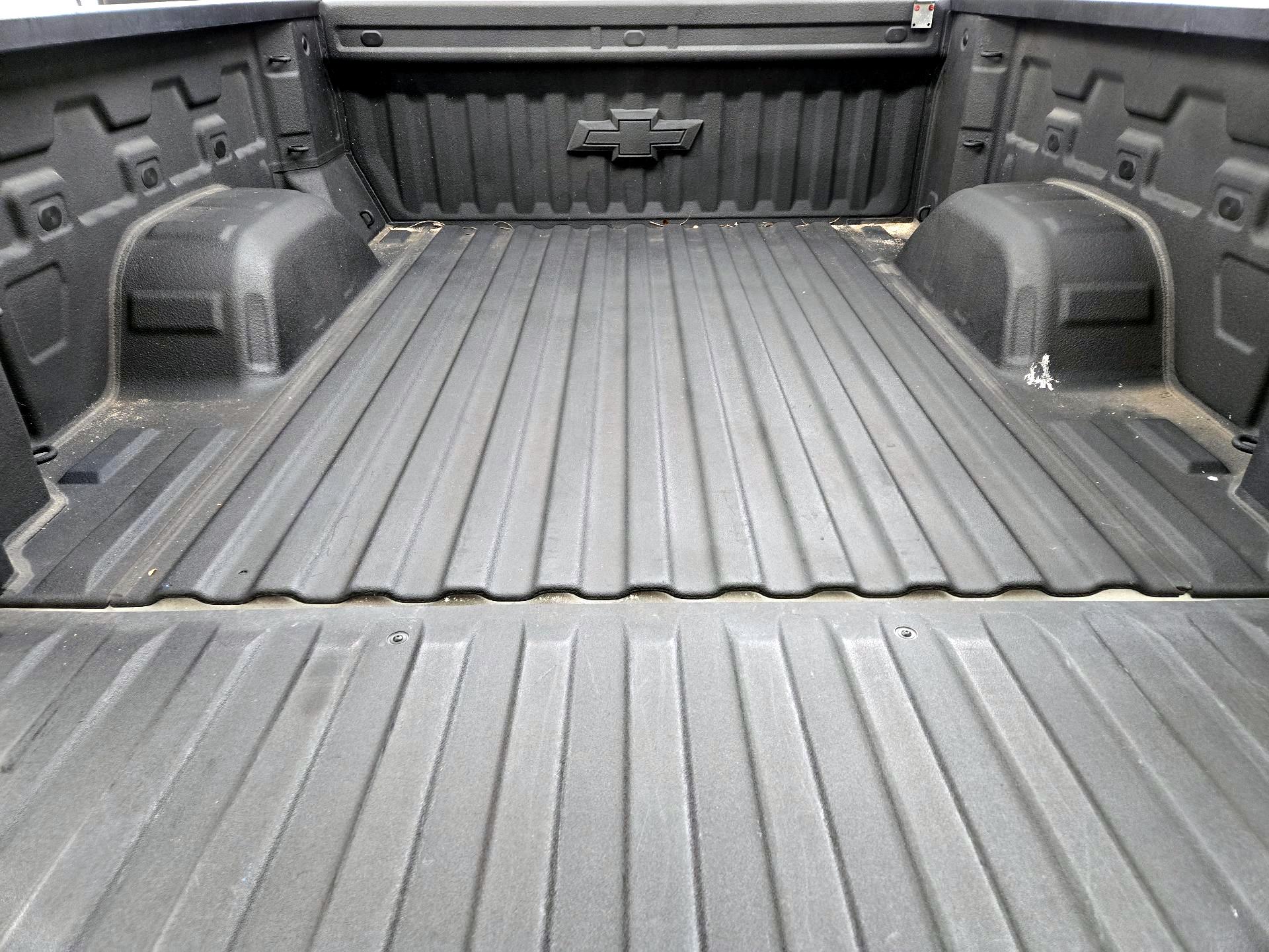 Thumbnail: 2019 Chevrolet Silverado 1500 - 20