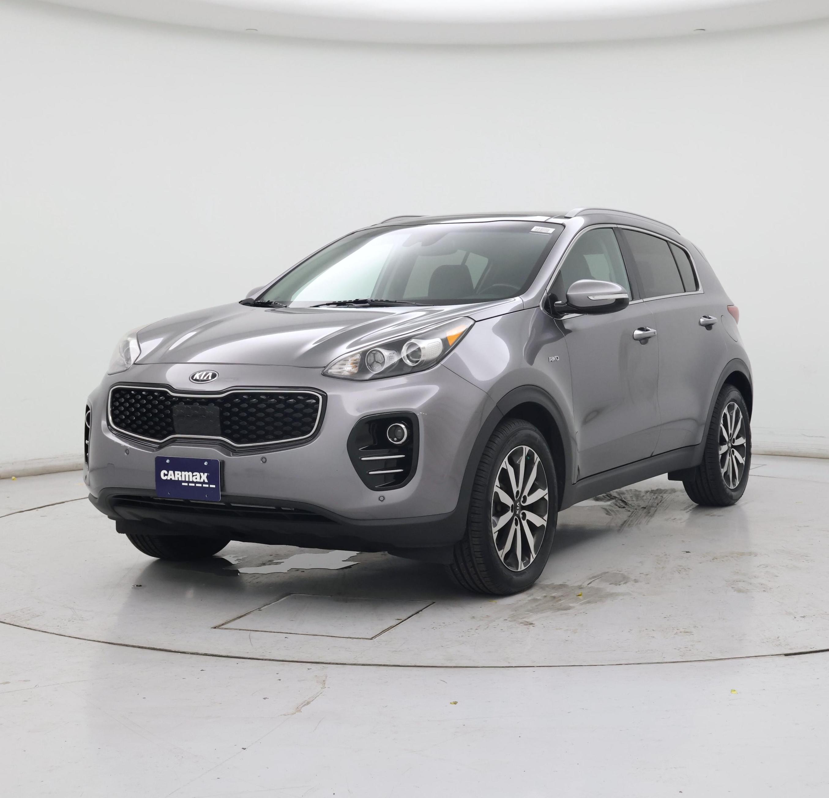 Thumbnail: 2017 Kia Sportage - 4