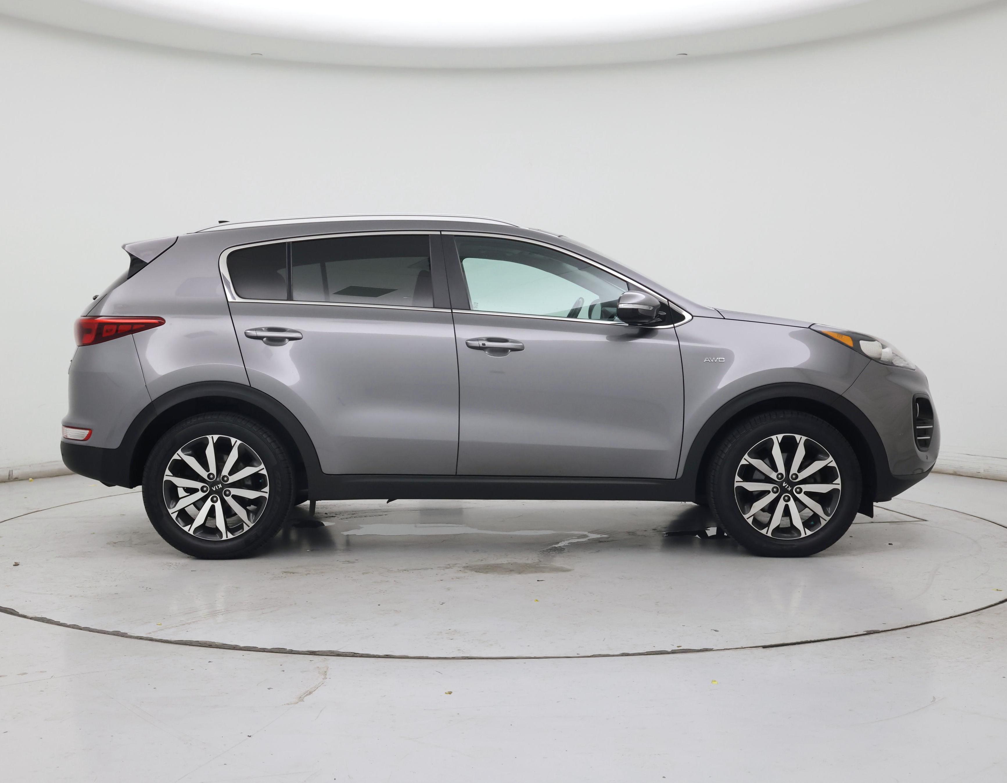 Thumbnail: 2017 Kia Sportage - 7