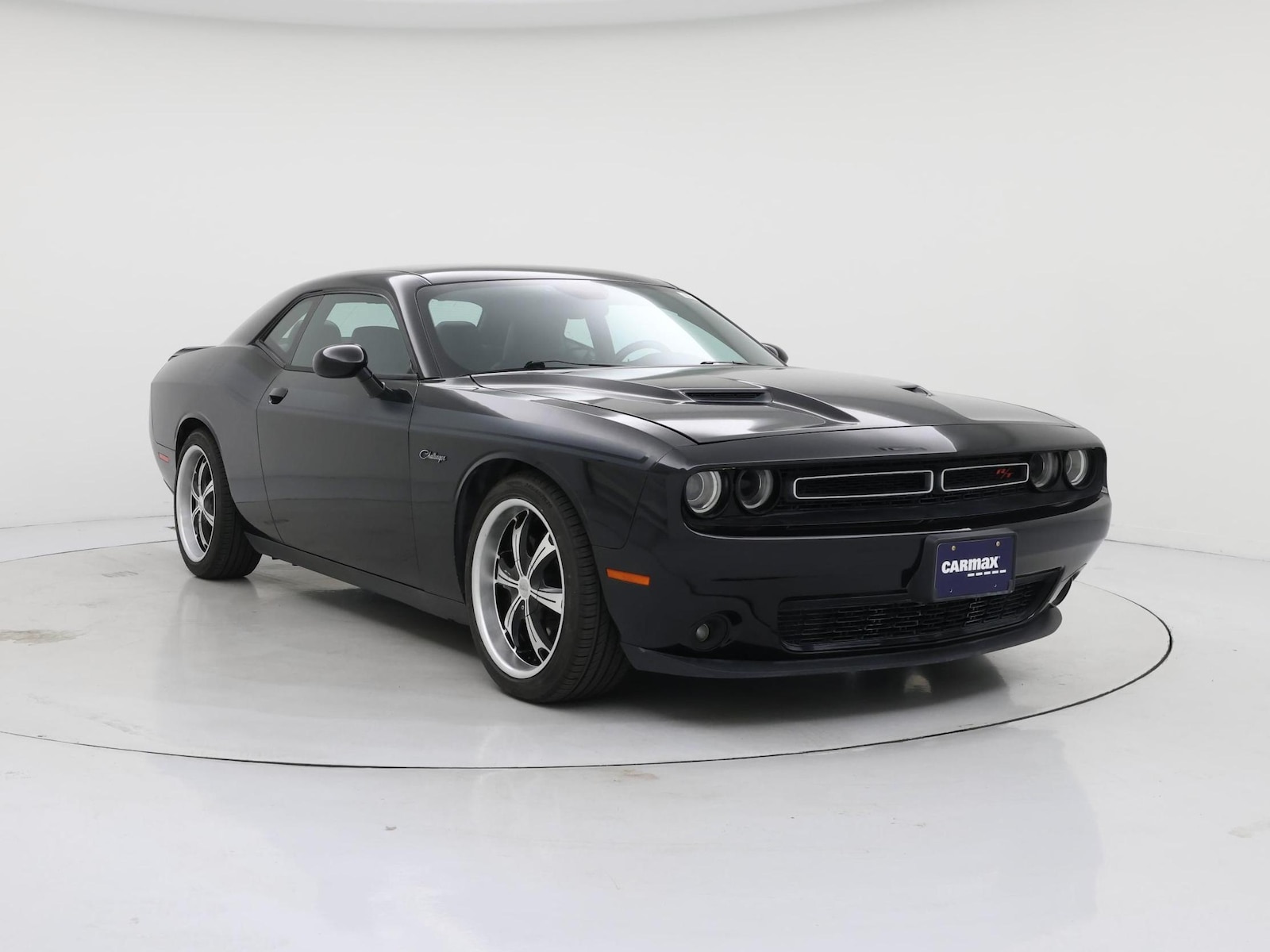 2015 Dodge Challenger R/T - Photo 2