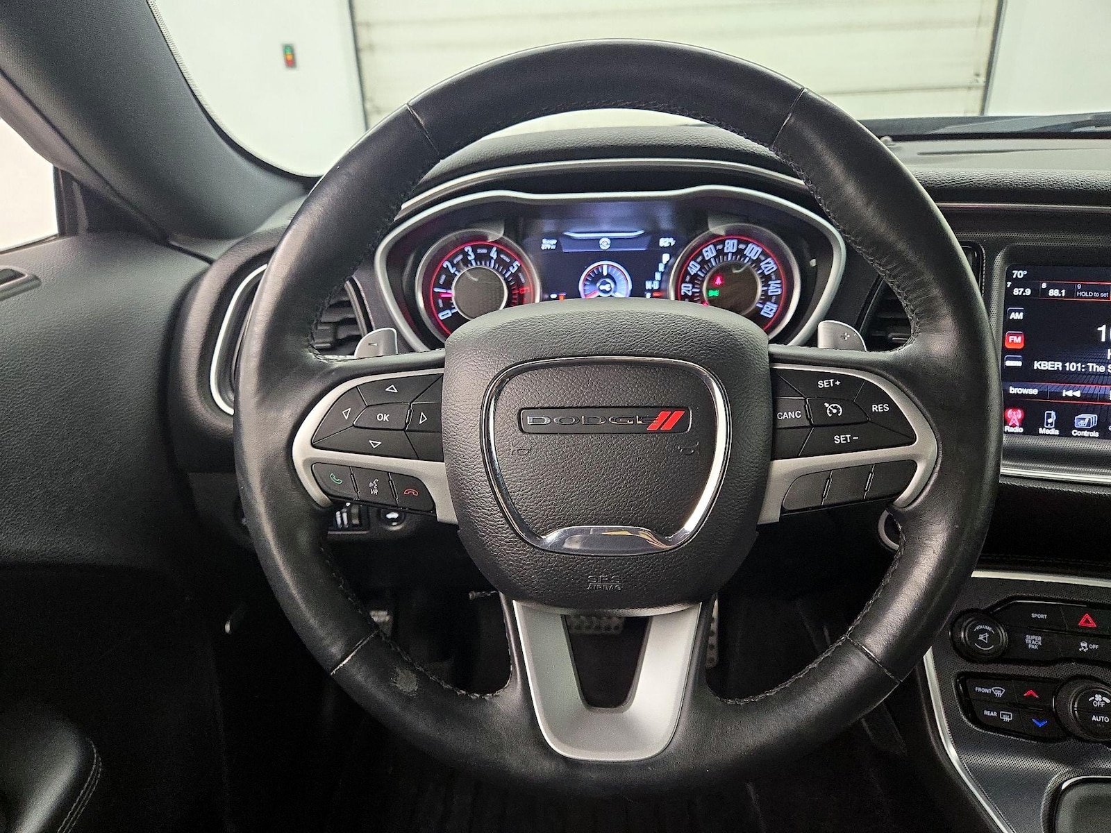 2015 Dodge Challenger R/T - Photo 11