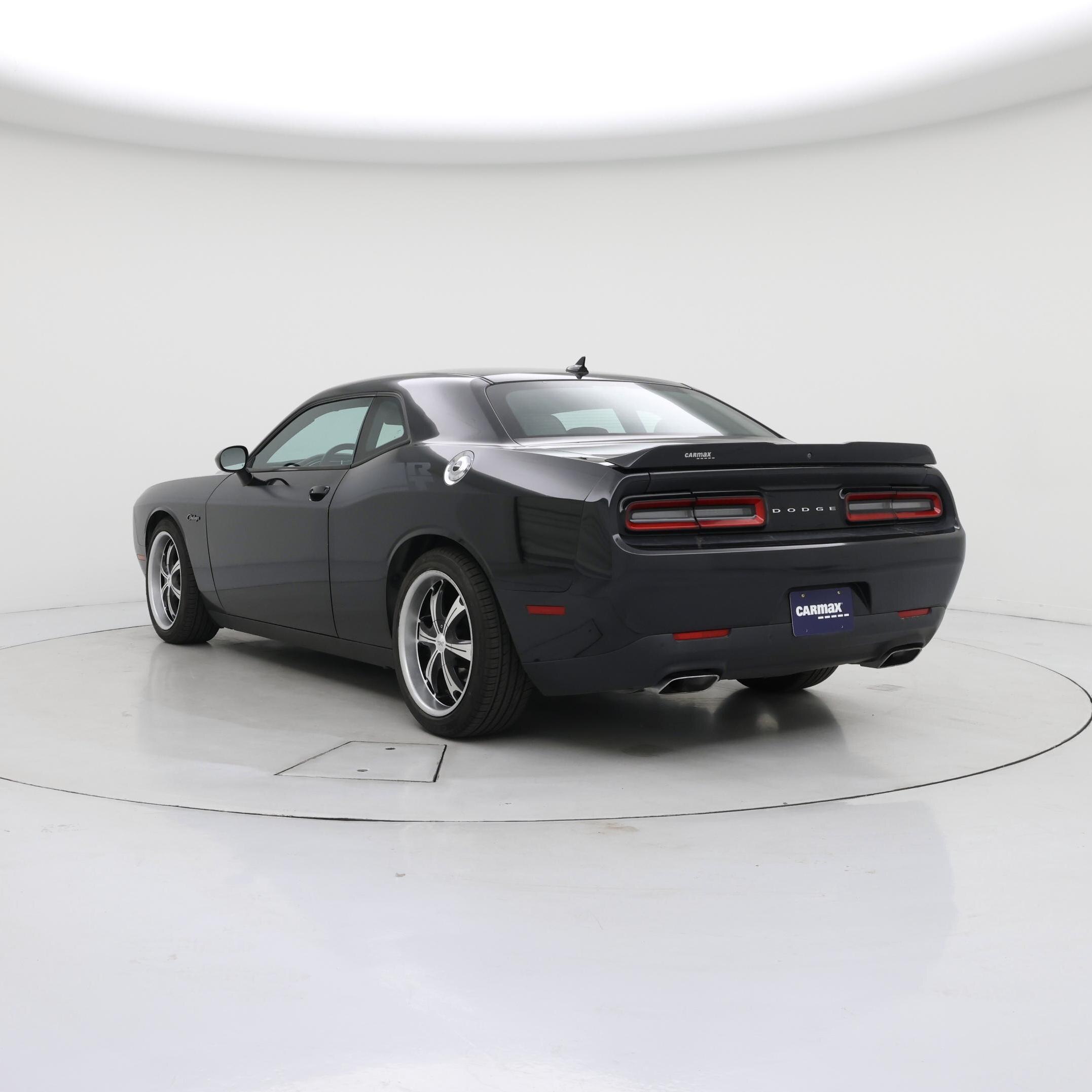 Thumbnail: 2015 Dodge Challenger - 2