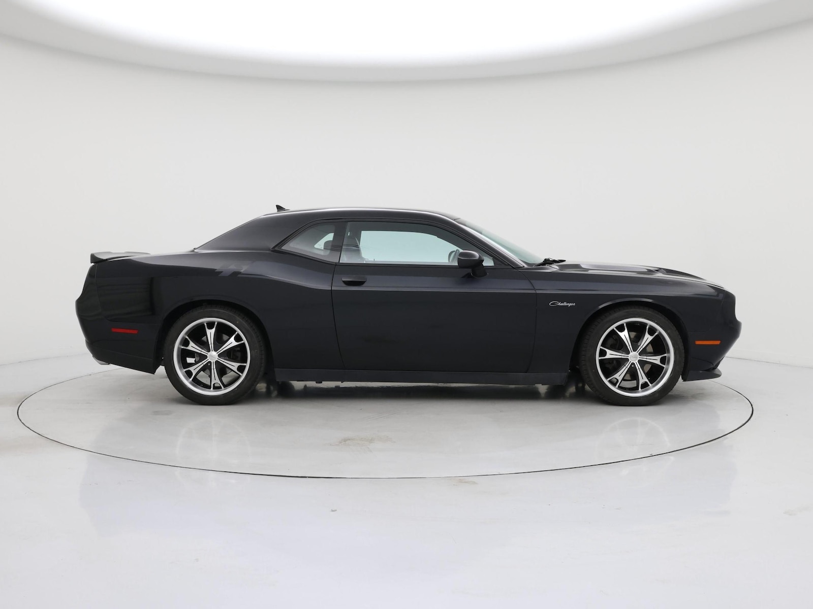 2015 Dodge Challenger R/T - Photo 8