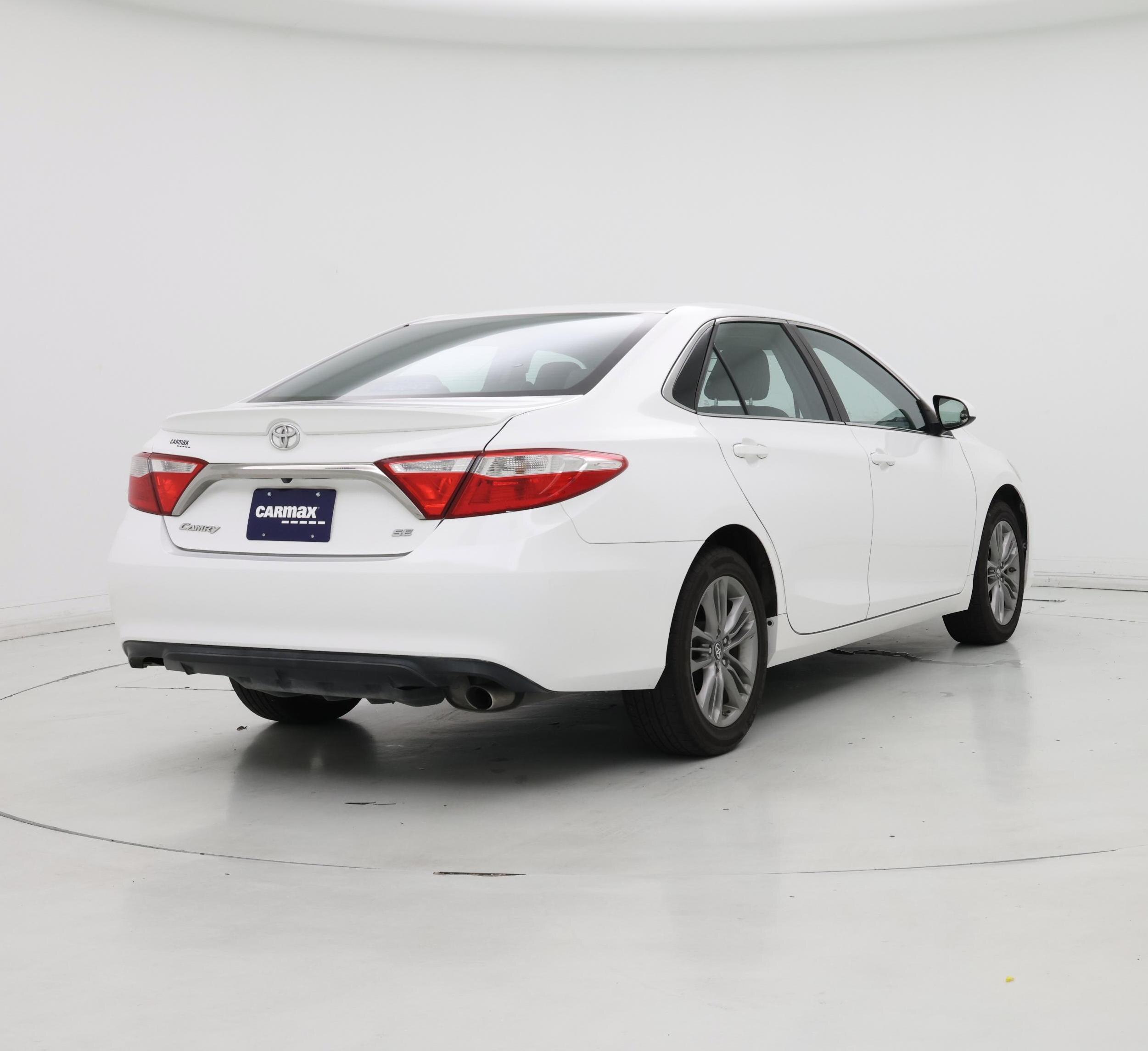Thumbnail: 2017 Toyota Camry - 8