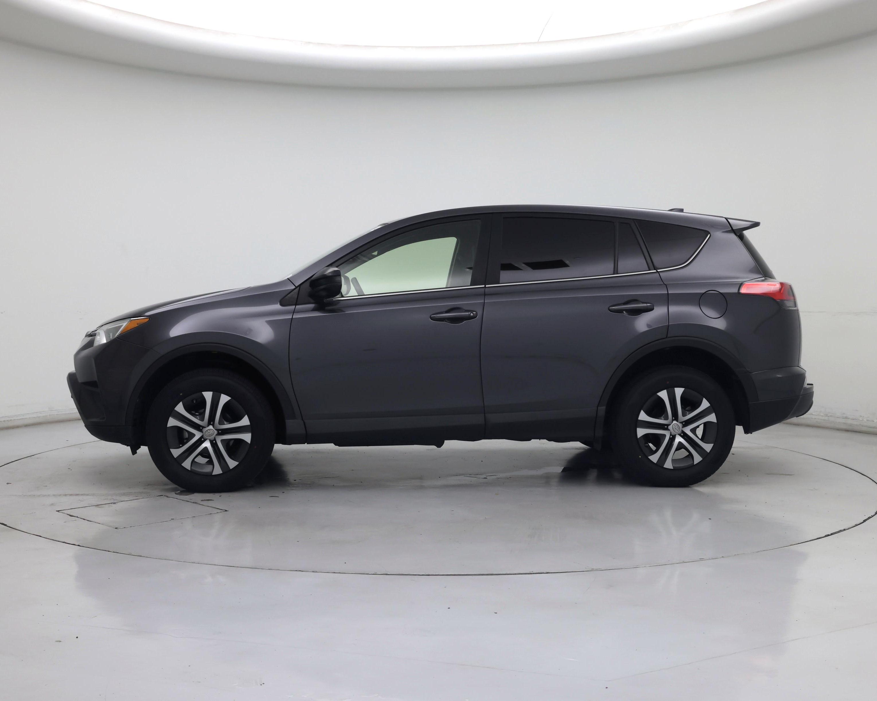 Thumbnail: 2018 Toyota RAV4 - 3