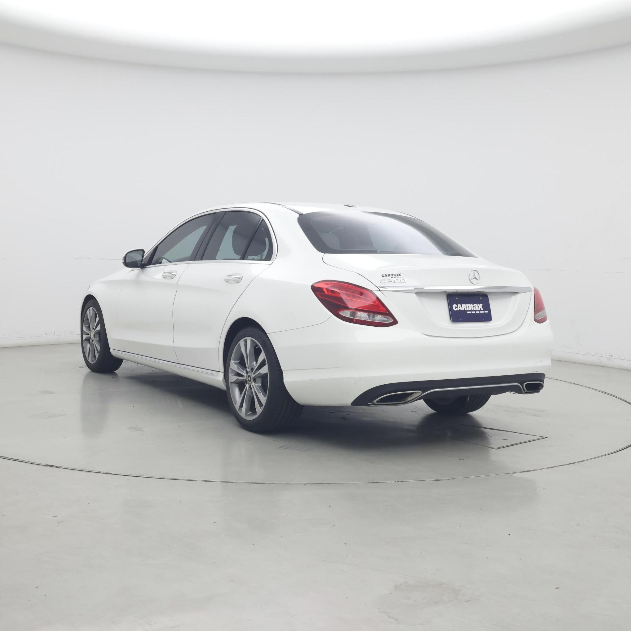 Thumbnail: 2017 Mercedes-Benz C-Class - 2