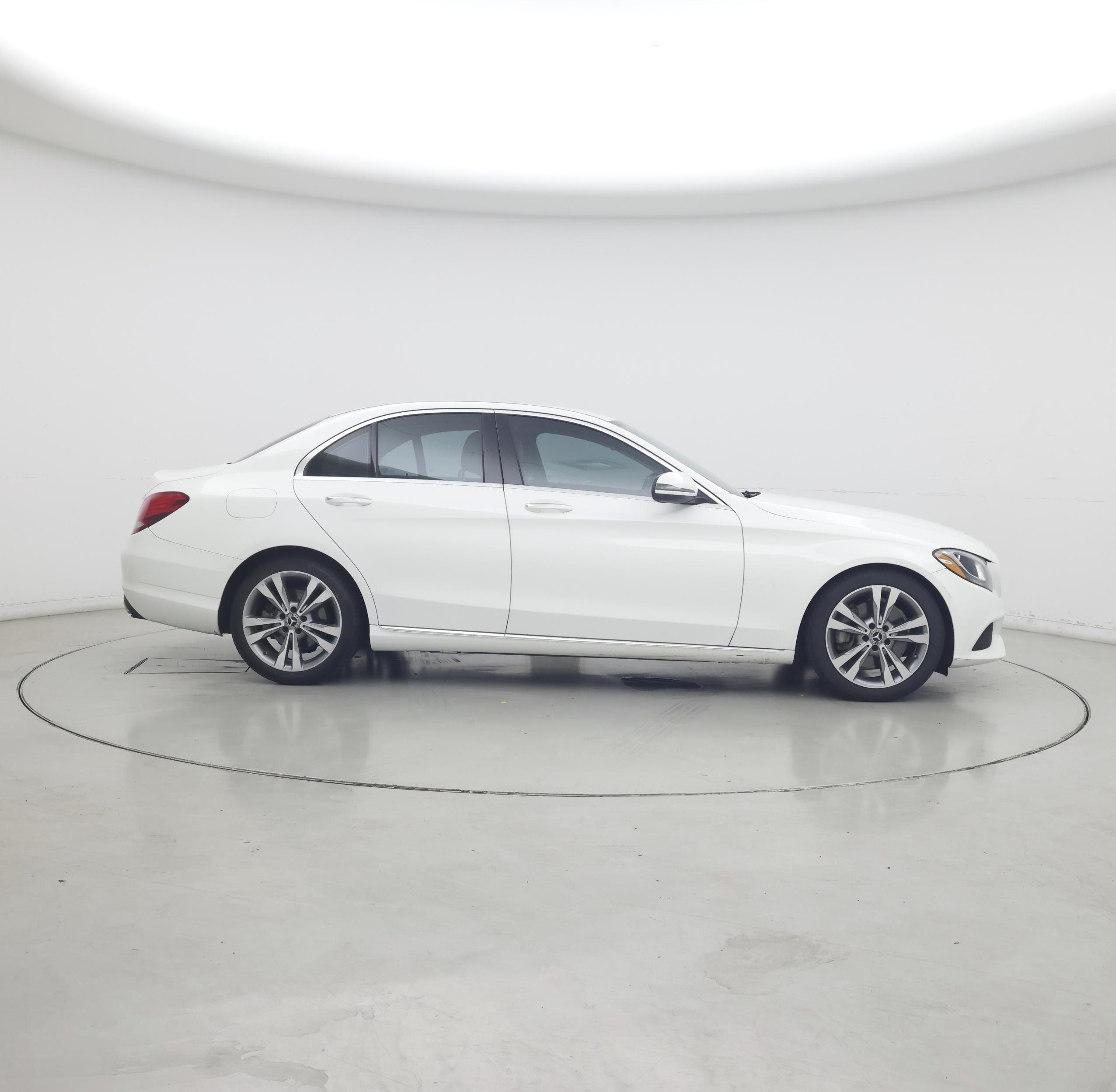 Thumbnail: 2017 Mercedes-Benz C-Class - 7