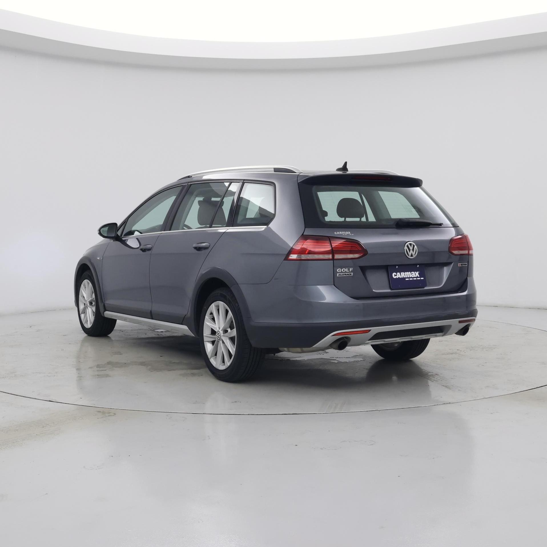 Thumbnail: 2019 Volkswagen Golf - 2