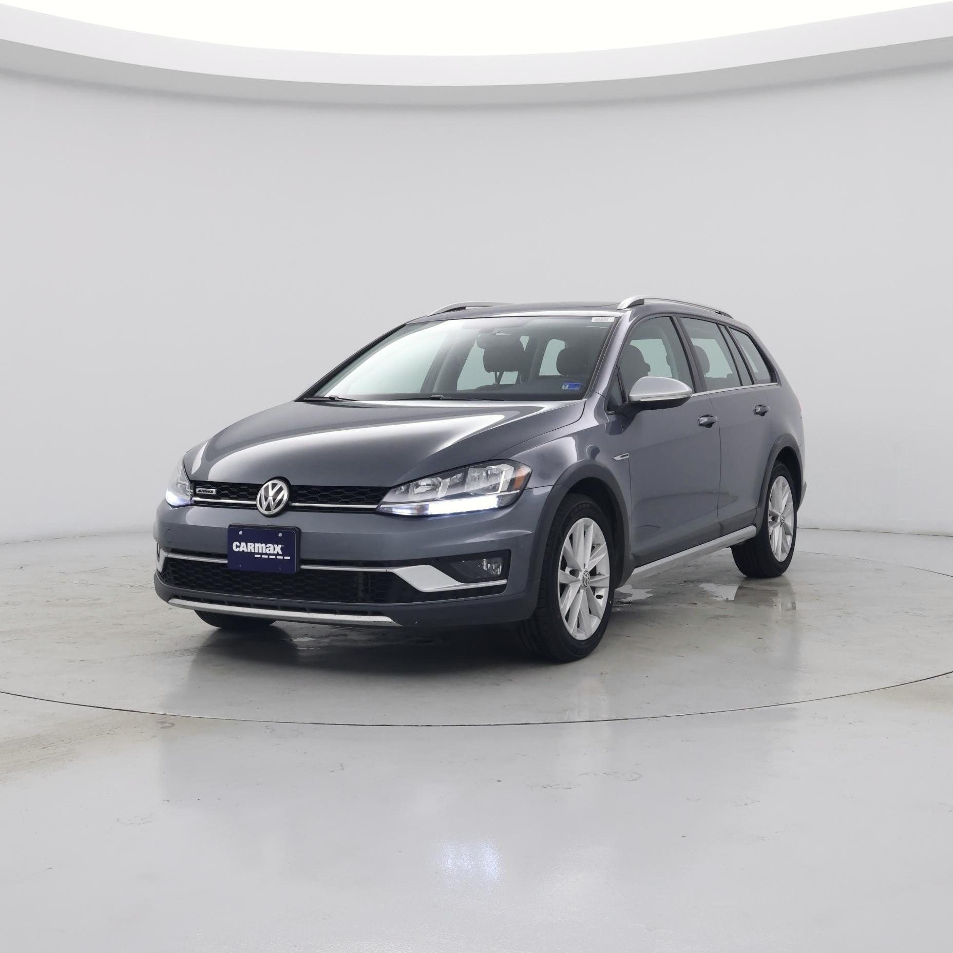 Thumbnail: 2019 Volkswagen Golf - 4