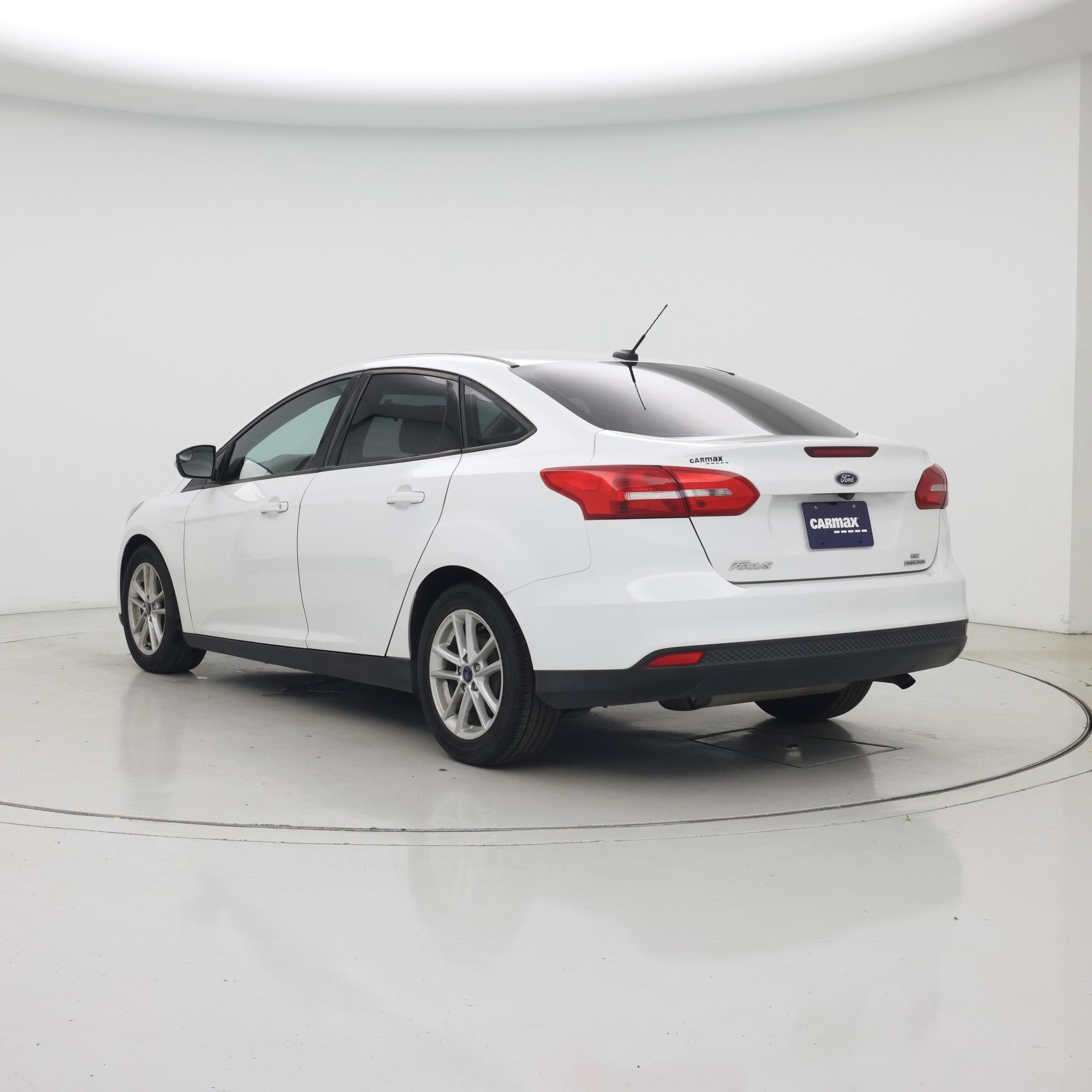 Thumbnail: 2016 Ford Focus - 2