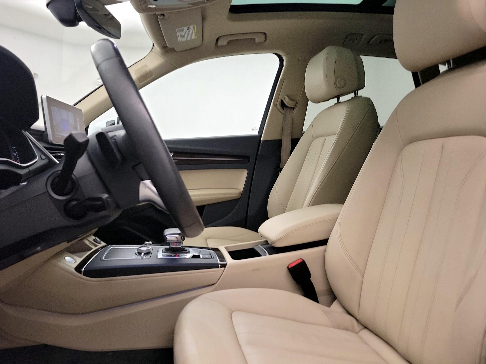 Thumbnail: 2019 Audi Q5 - 11